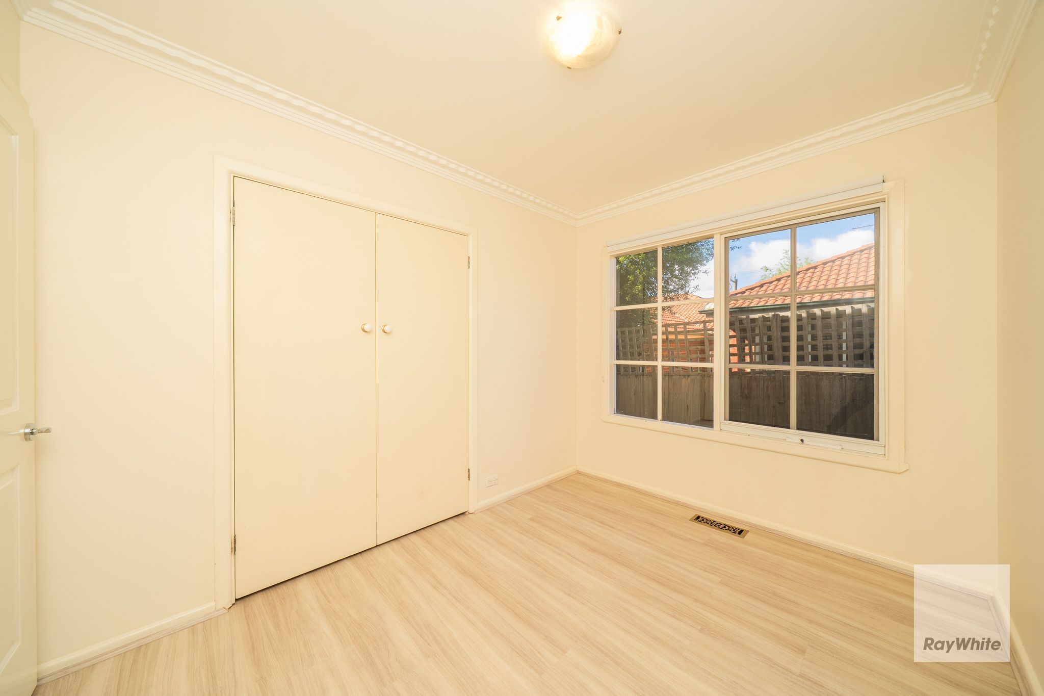 51 Koonung Road — photo 6 of 15