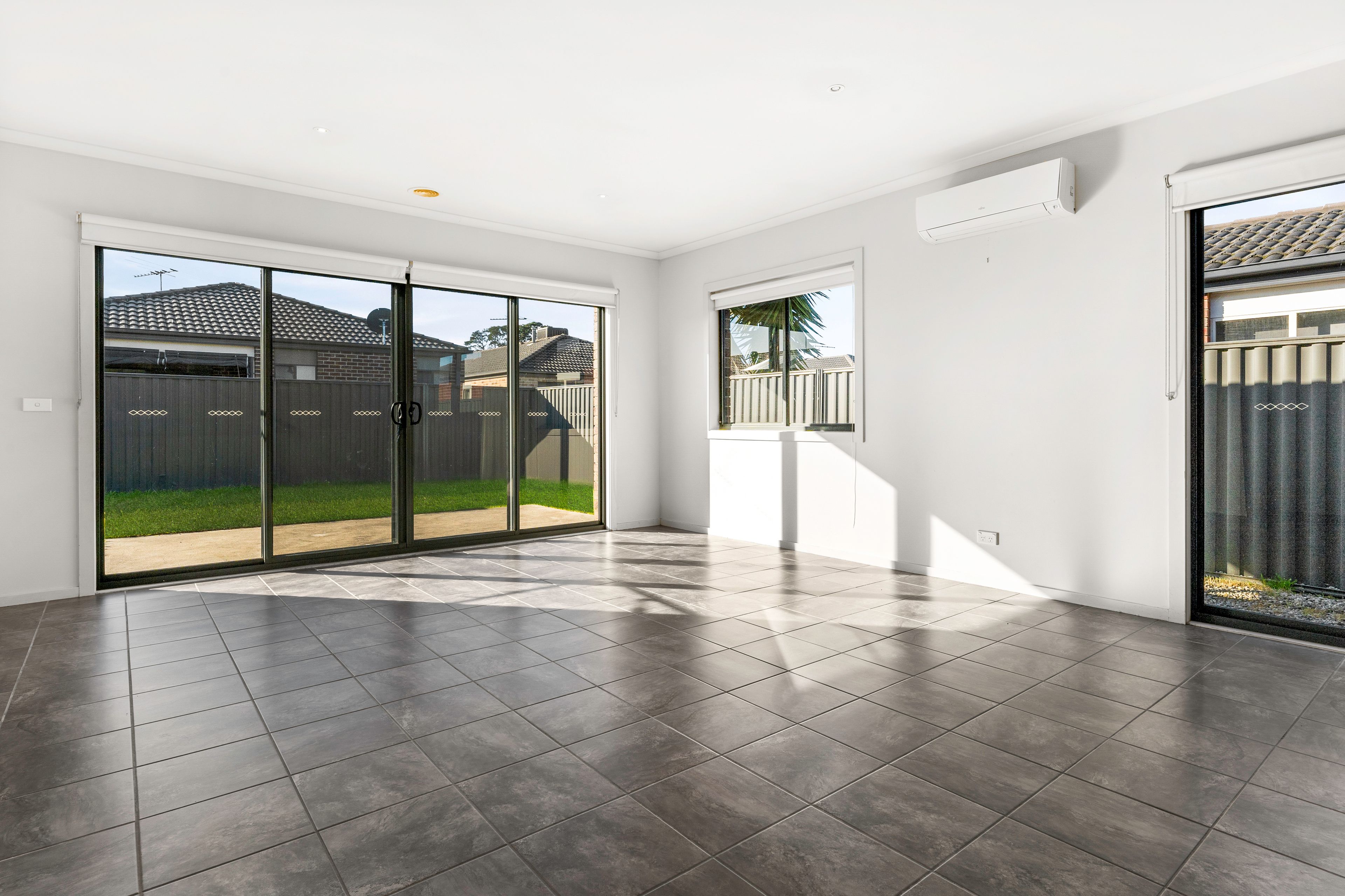 37 Pomegranate Way, Pakenham, VIC 3810