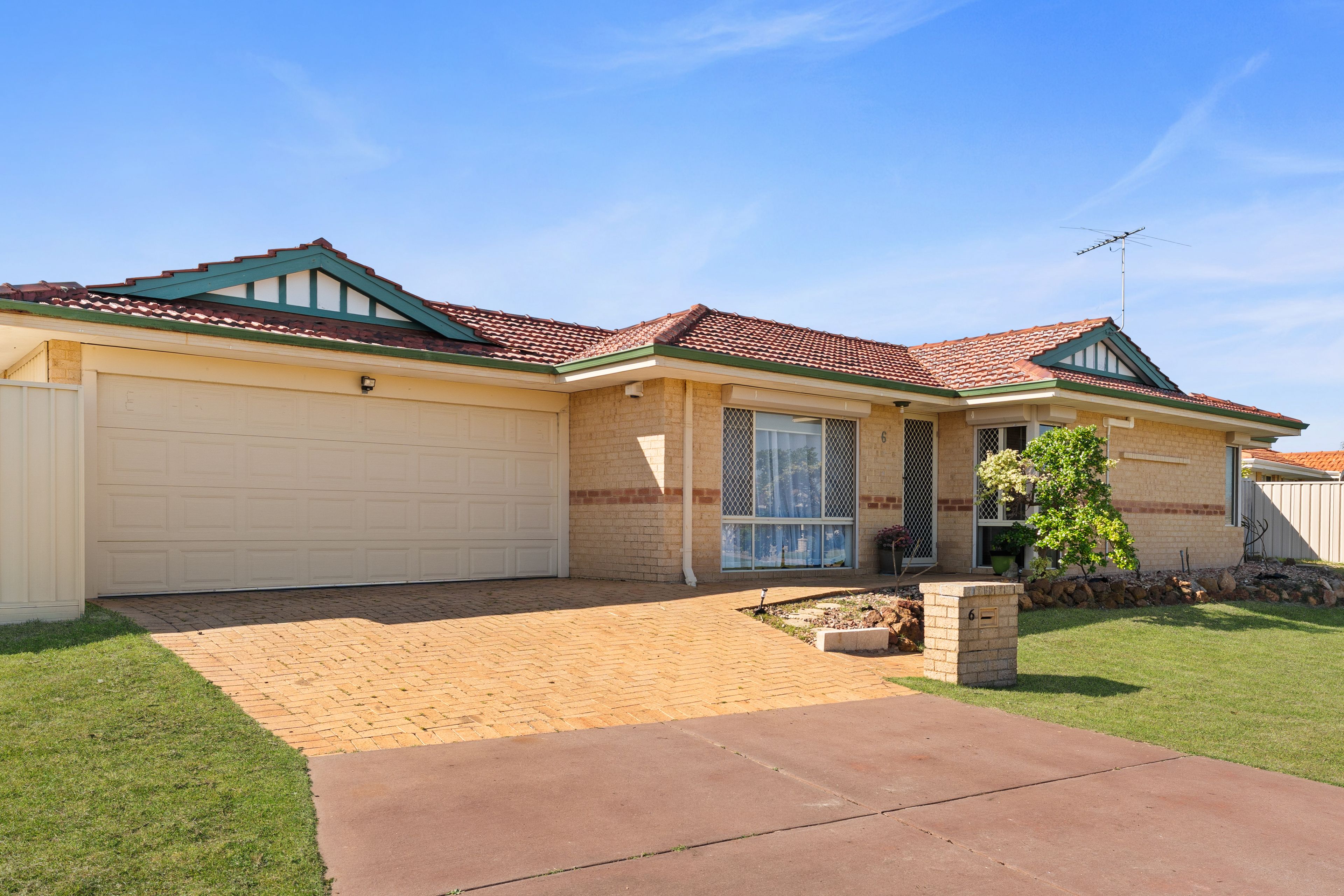 6 Dress Circle, Warnbro, WA 6169