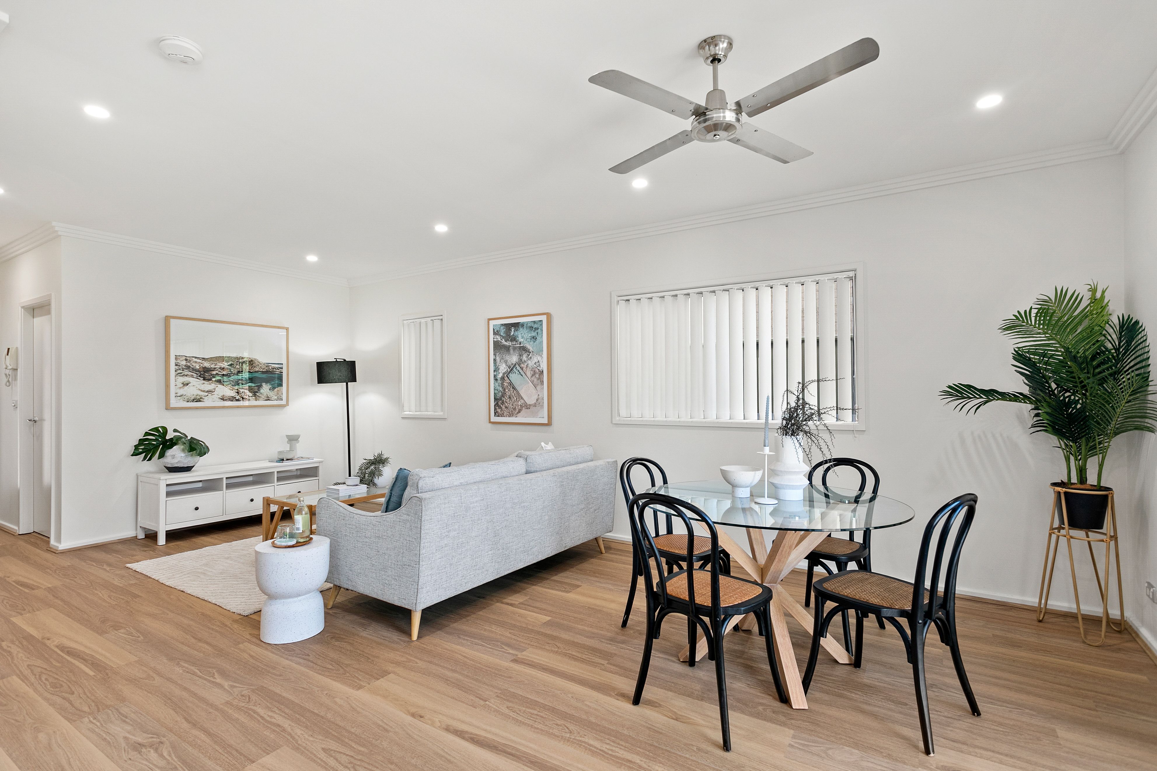 142 Princes Highway, Unanderra NSW 2526