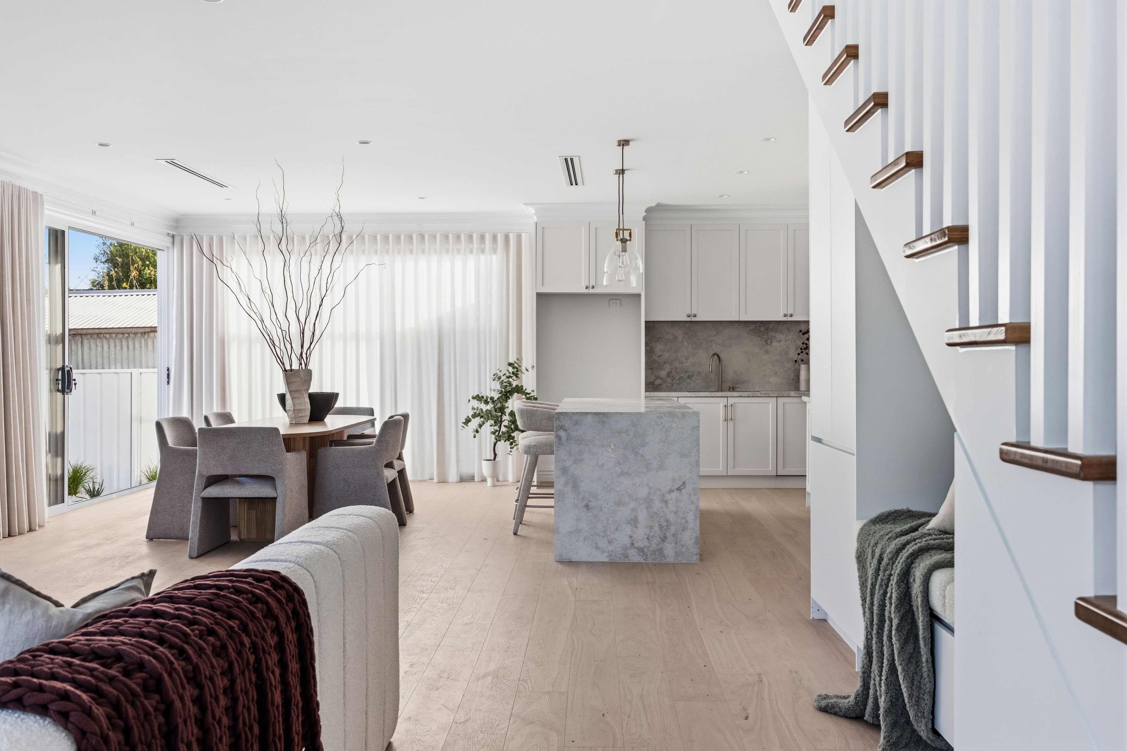 16 Willett Avenue — photo 6 of 25