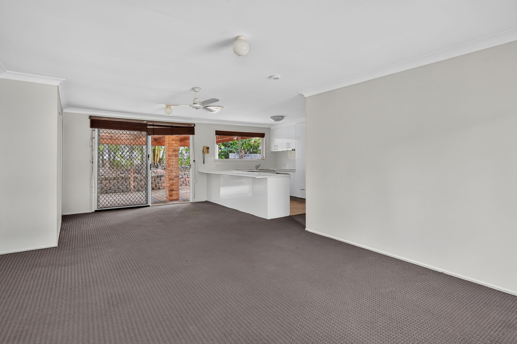 88/33 Edmund Rice Drive — photo 14 of 30
