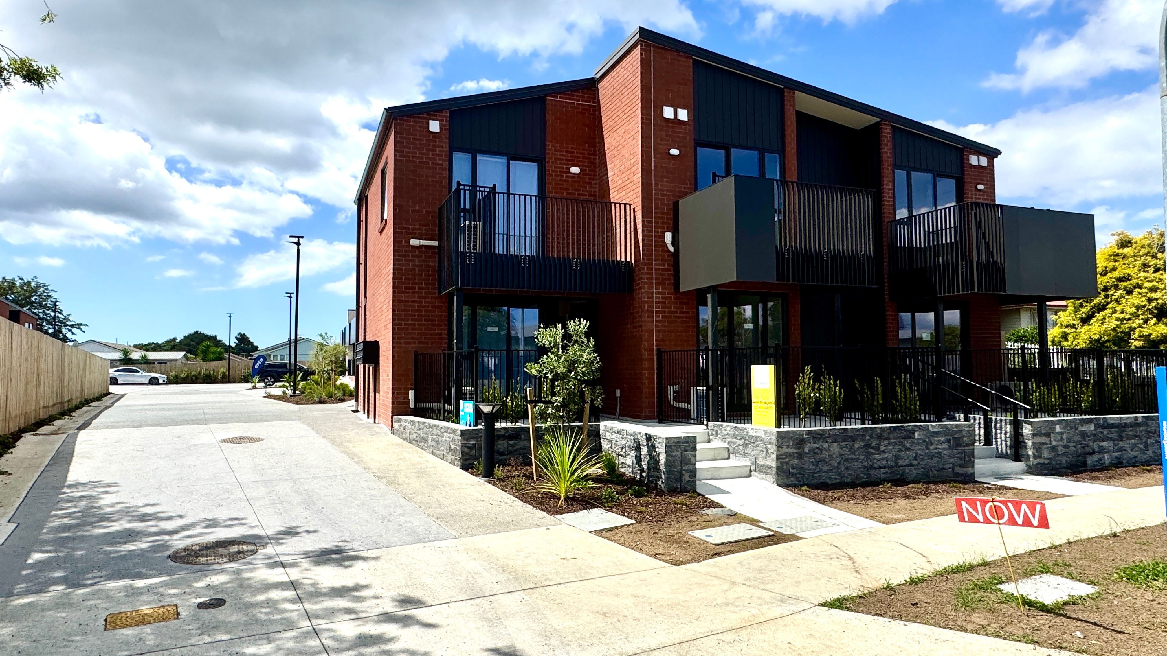 10-12 Humphreys Place, Mangere, Manukau City