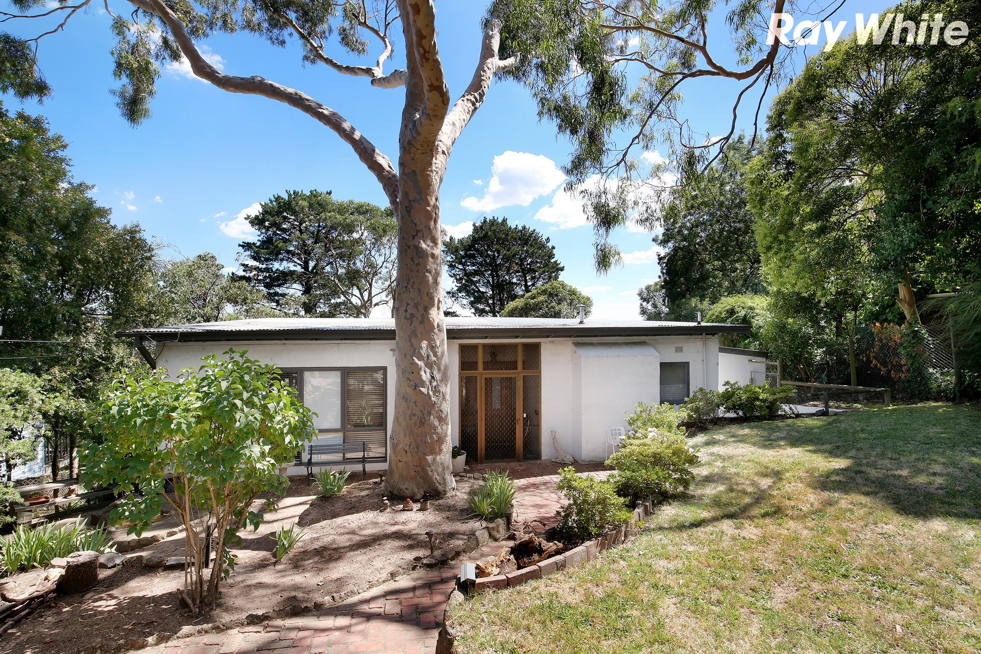 29 Kia Ora Parade, Ferntree Gully, VIC 3156