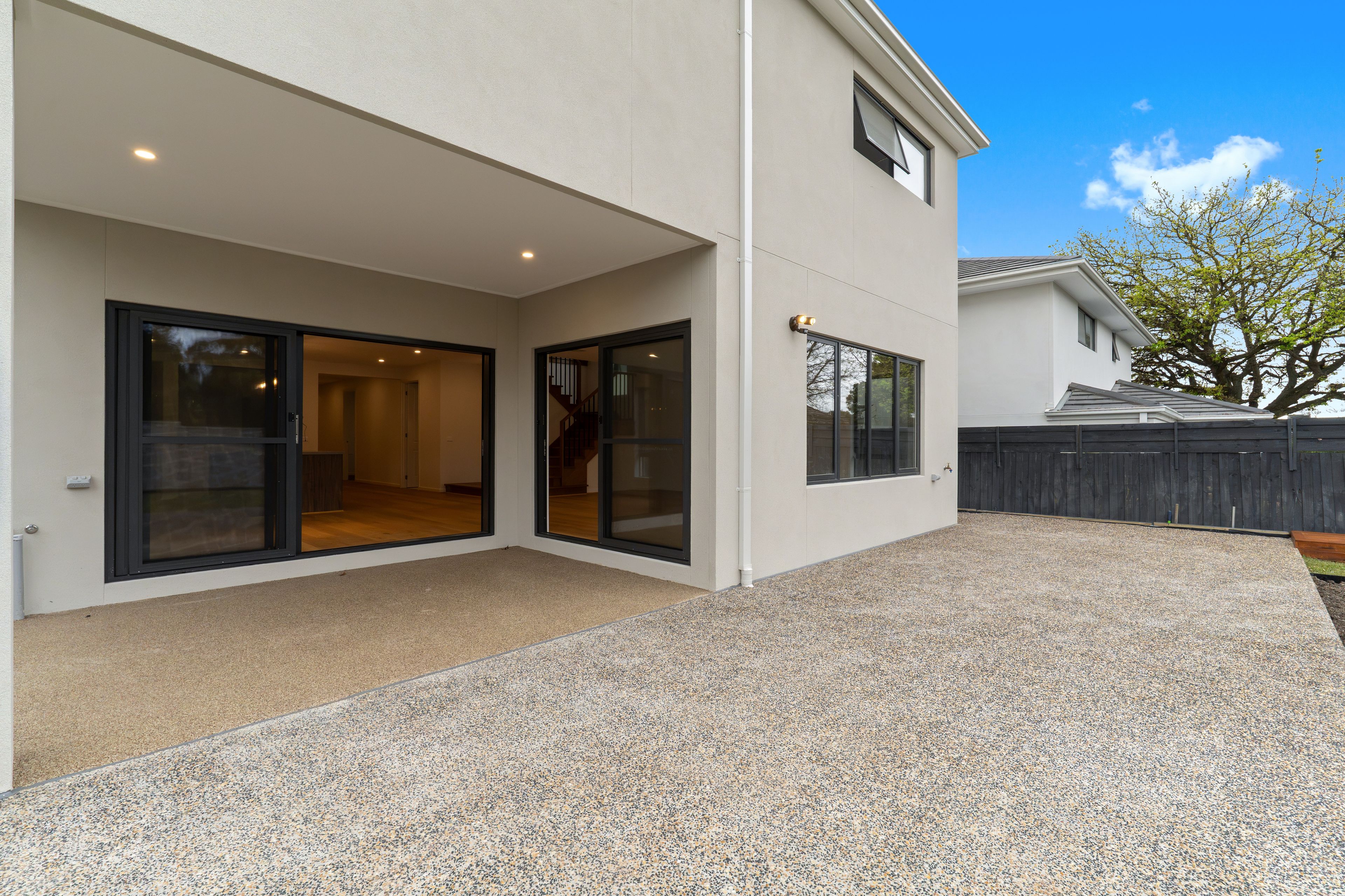 2 Belgravia Avenue — photo 19 of 20