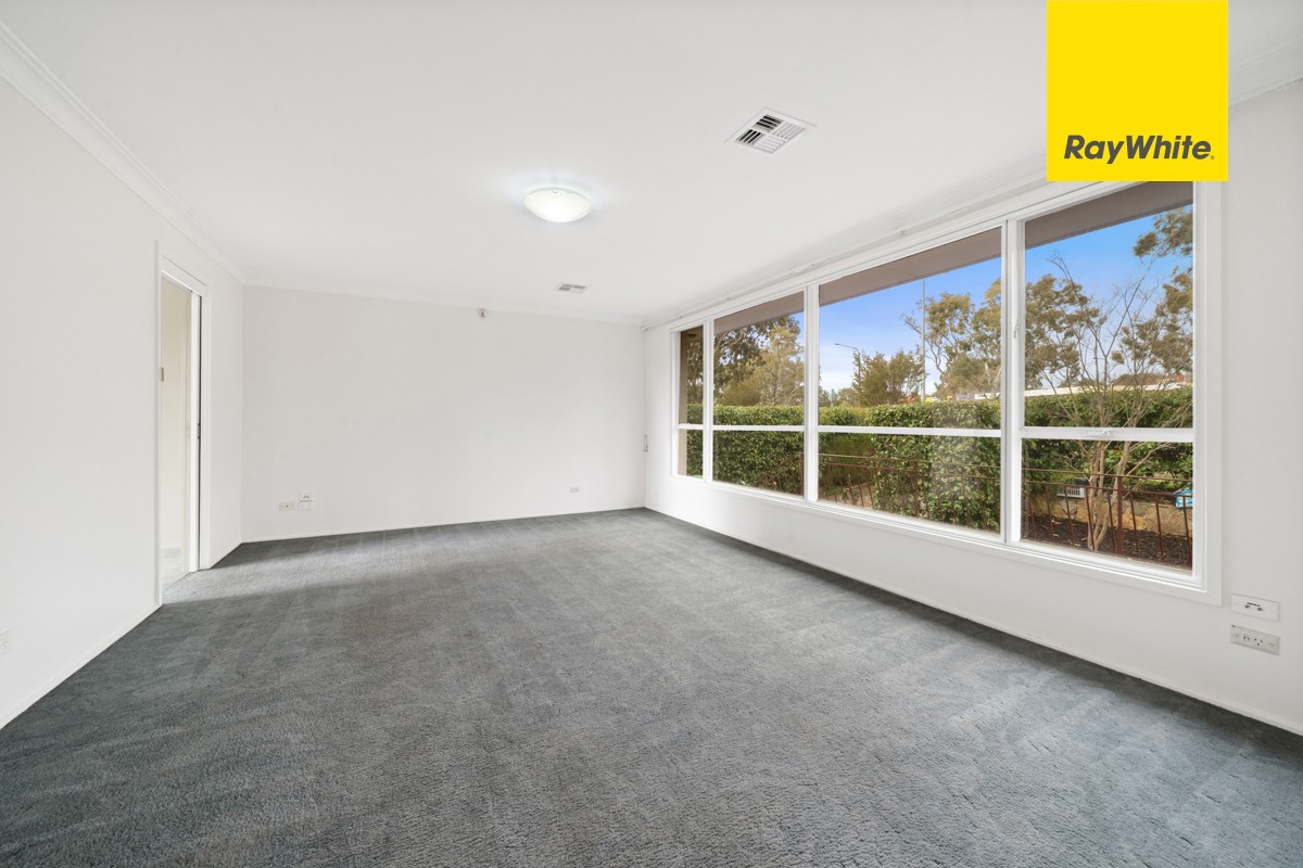 98 Lachlan Street, Macquarie, ACT 2614