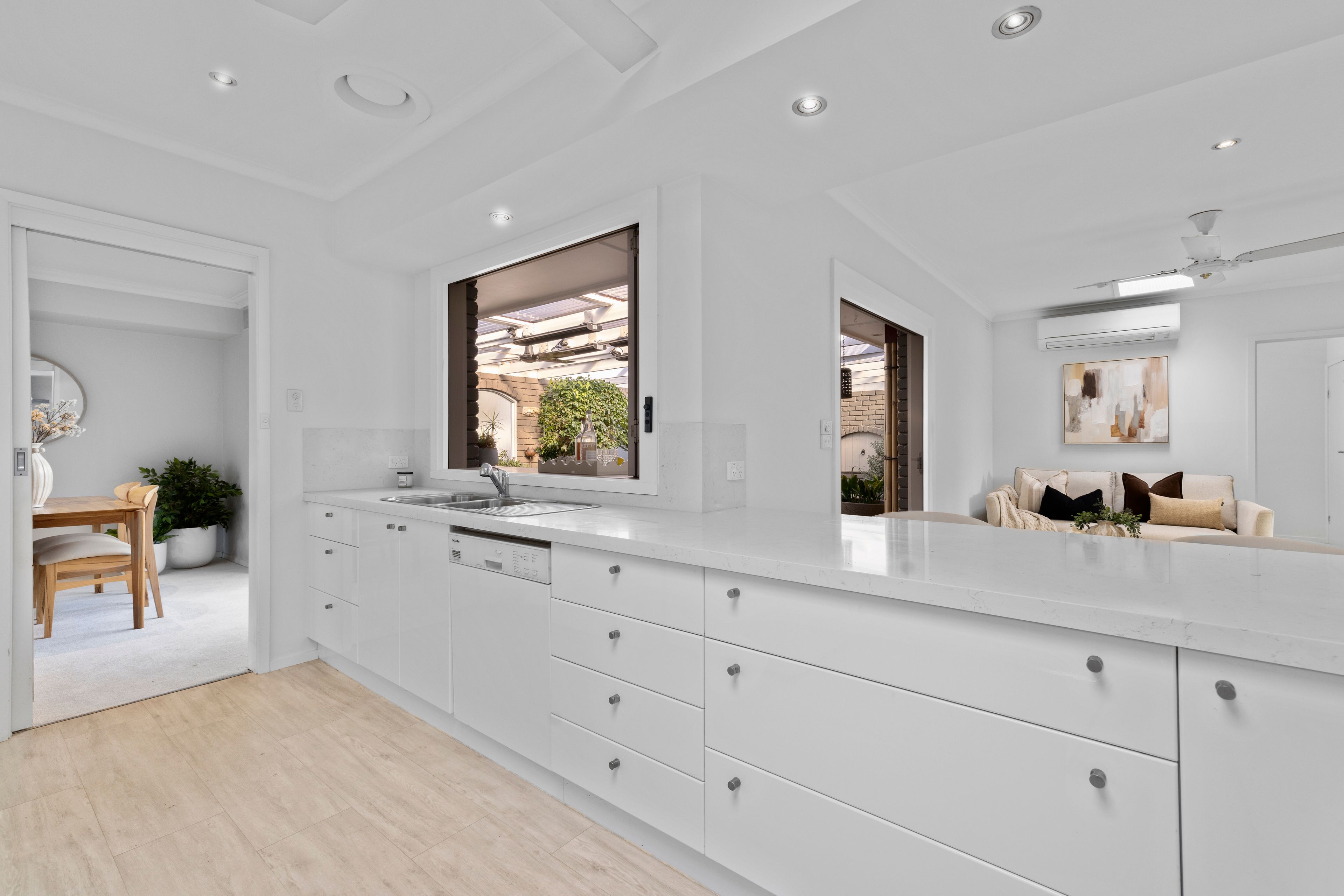 3 Brett Court — photo 4 of 19