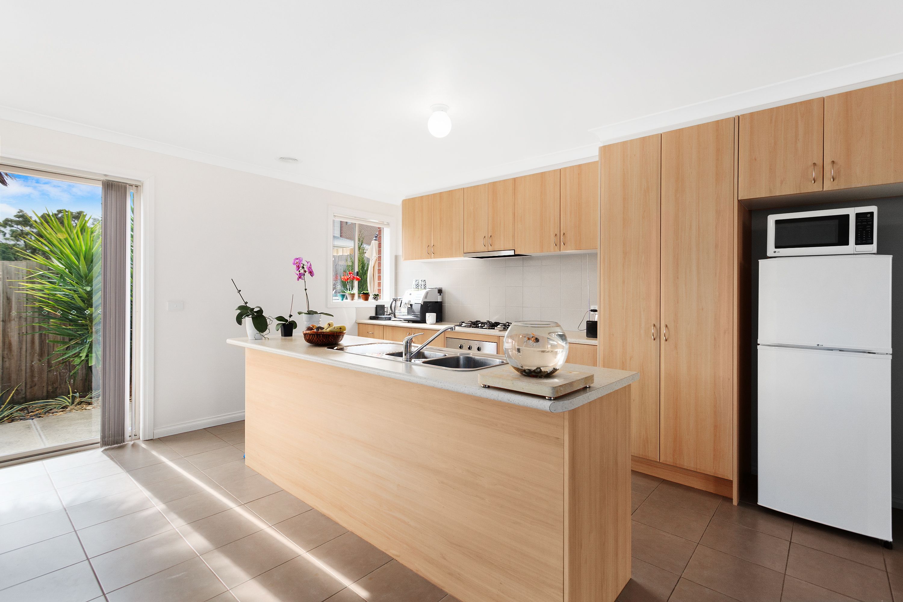 2/27 Silver Gum Drive, Pakenham, VIC 3810