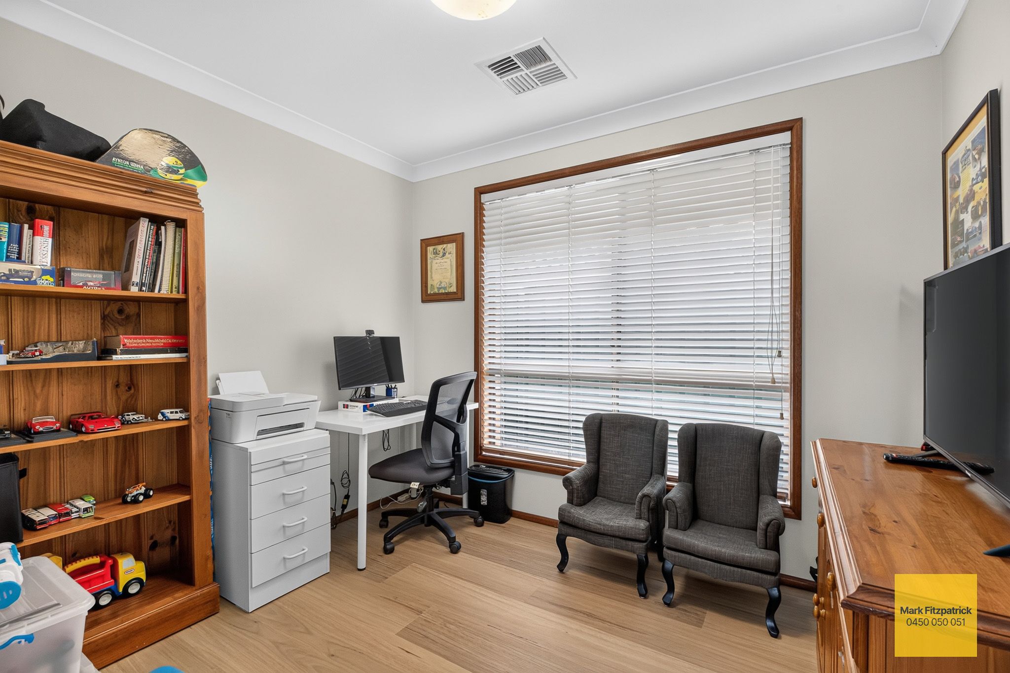 21 Dawson Avenue — photo 18 of 22