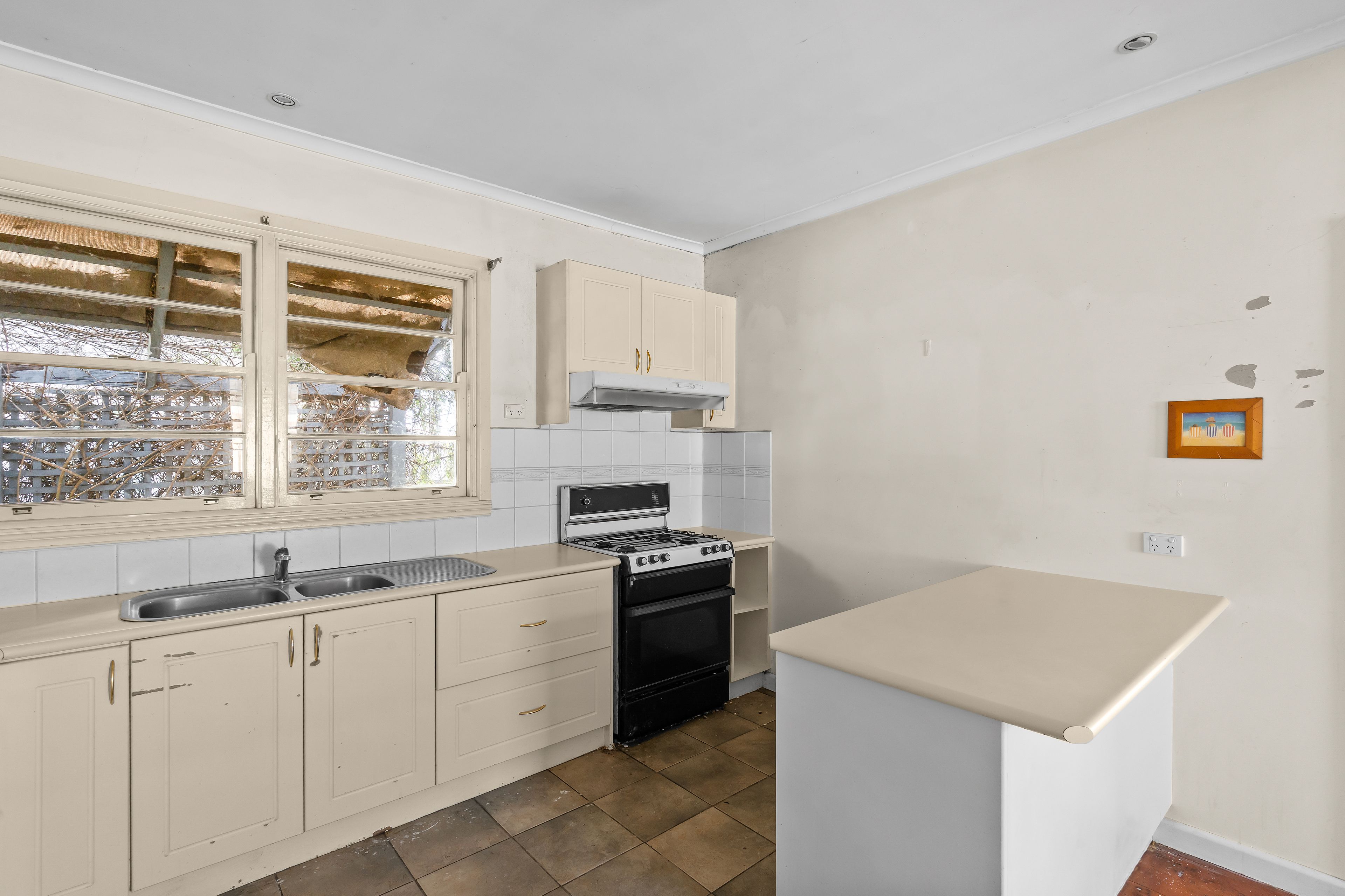 20 Morison Crescent — photo 11 of 20