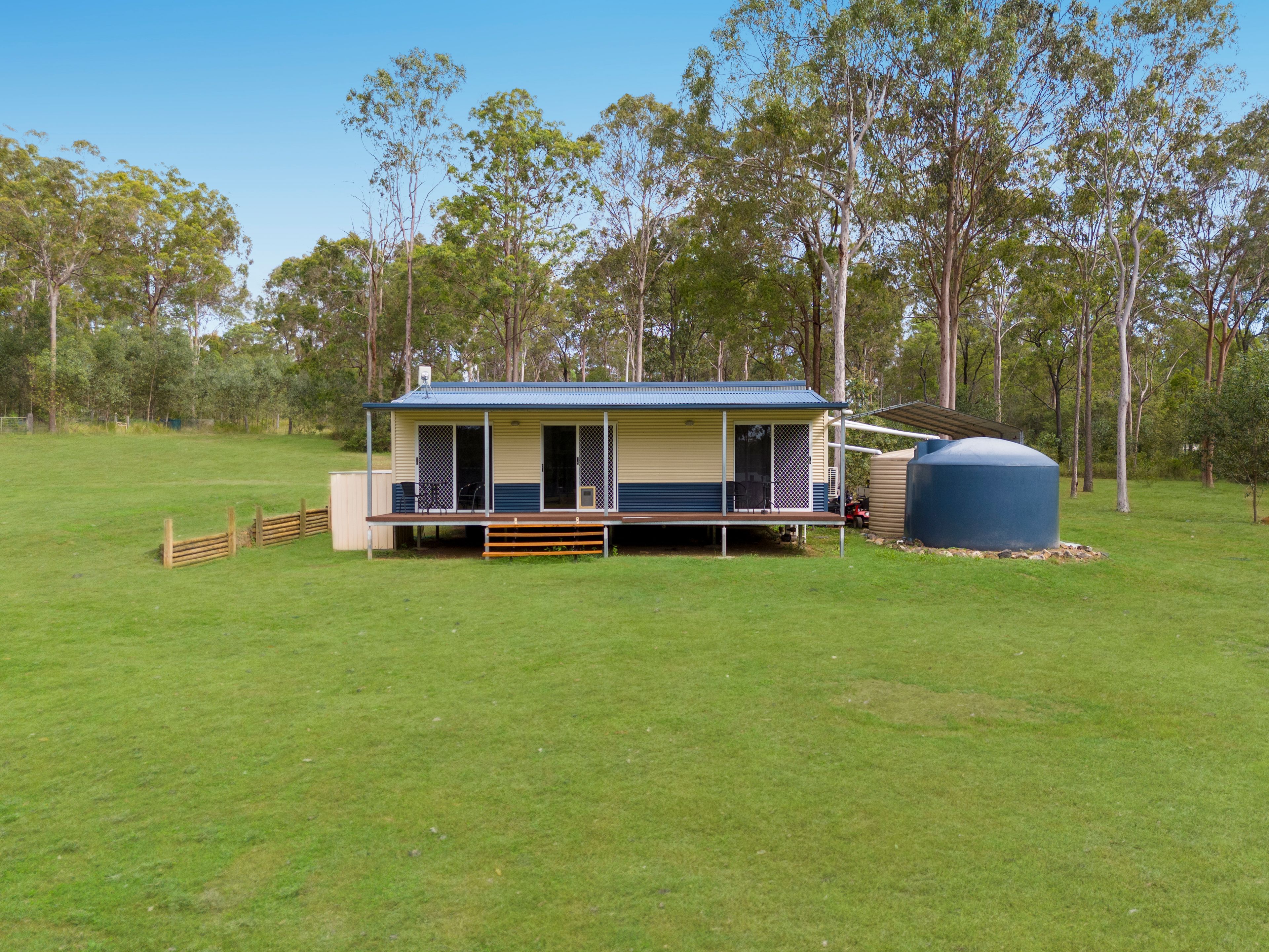 72 Gloucester Court, Mount Hallen, QLD 4312
