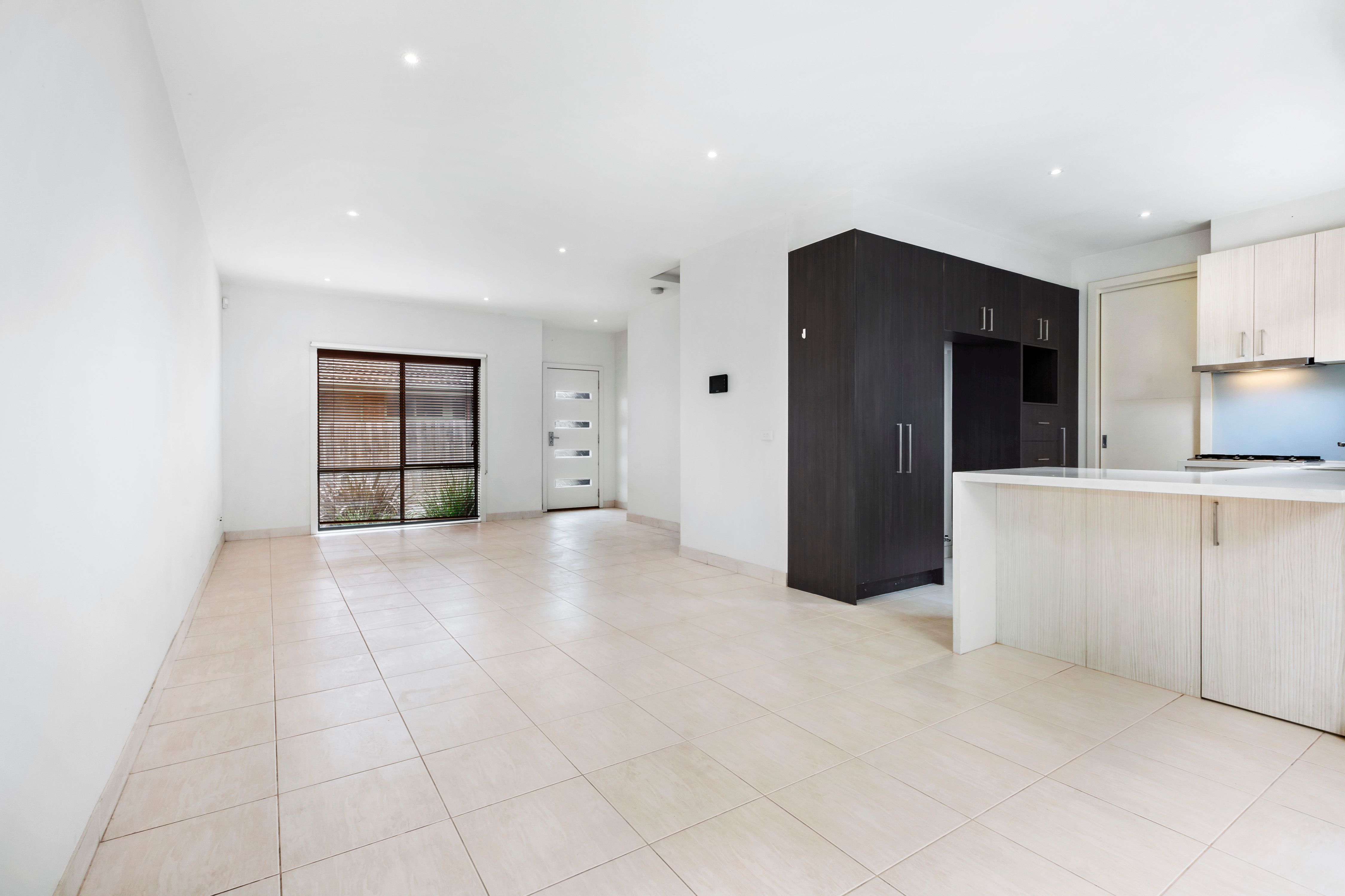 2/18 Oakleigh Street, Oakleigh East, VIC 3166