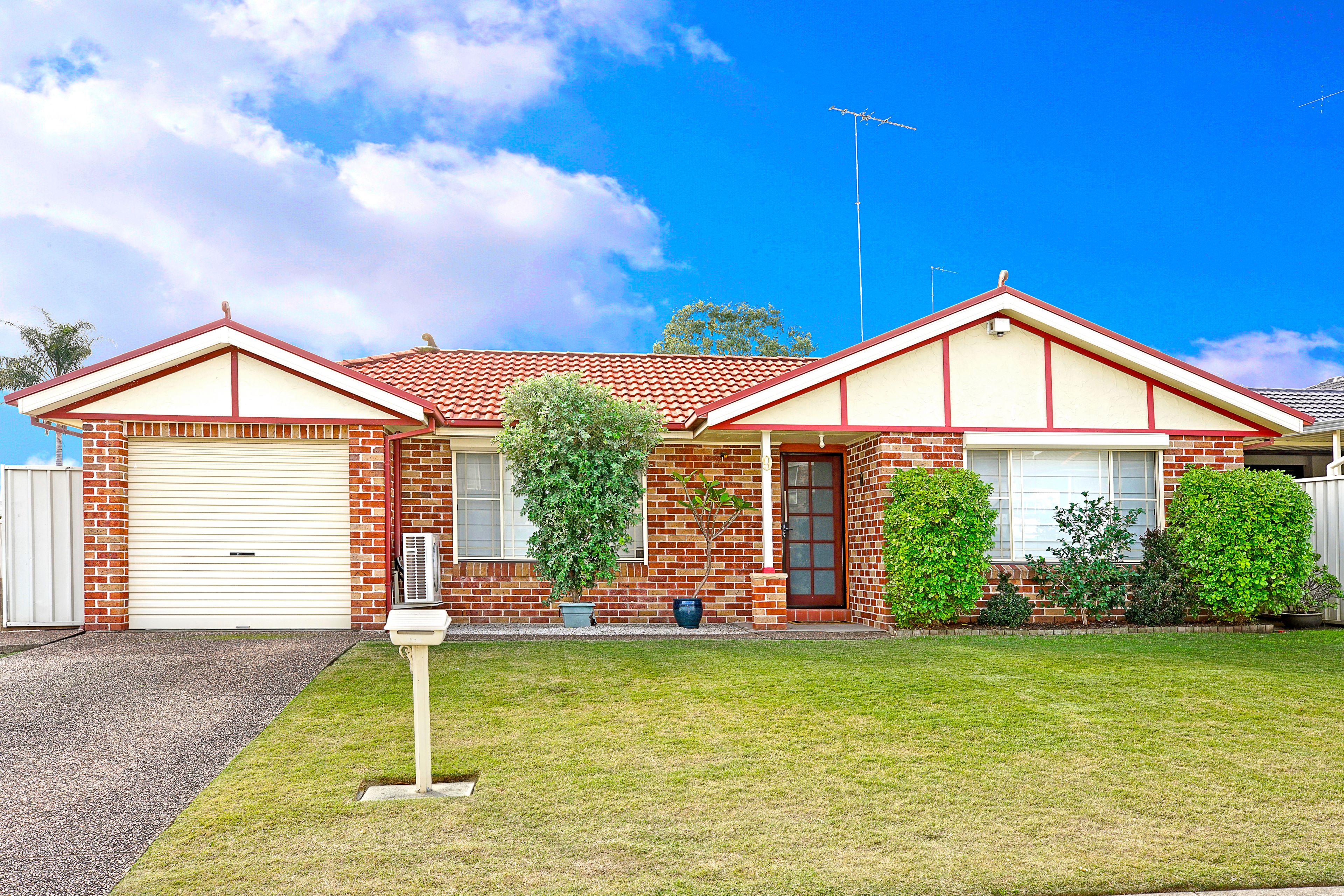 9 Kenneth Slessor Drive