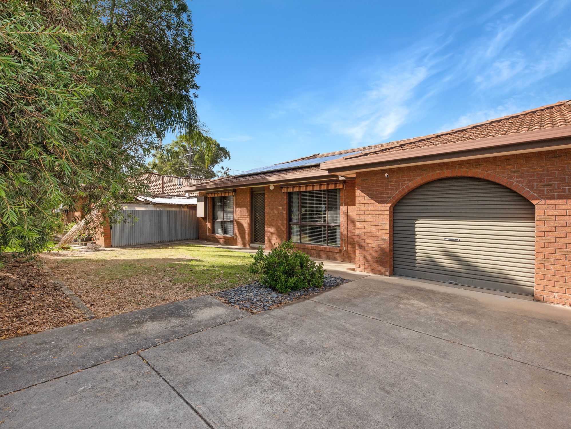 595 Webb Street, Lavington NSW 2641