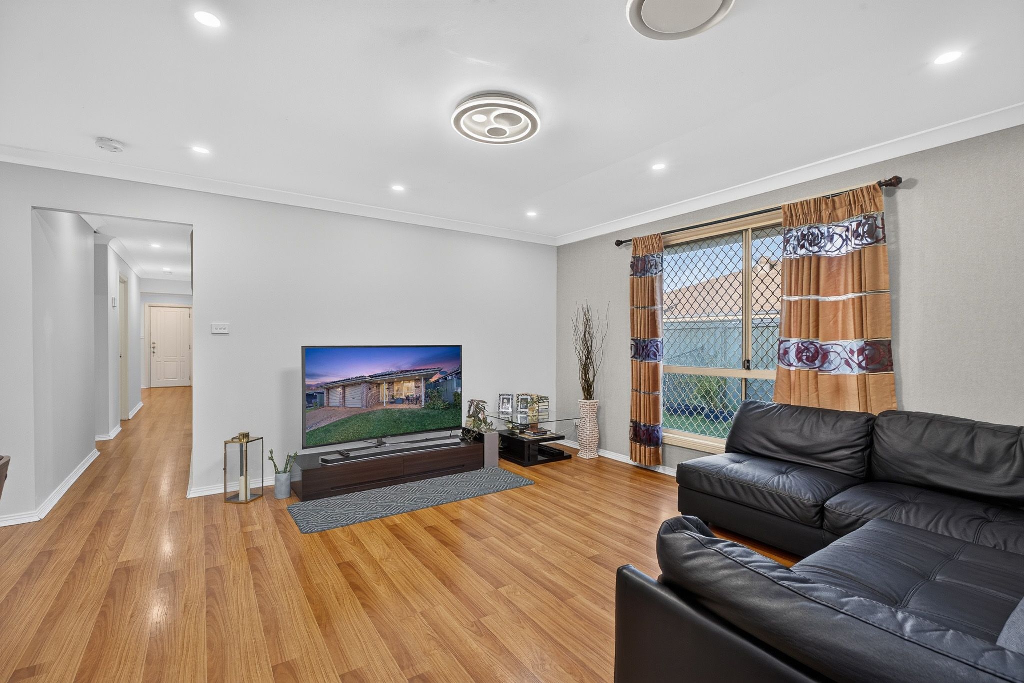 4 Webb Place — photo 8 of 22