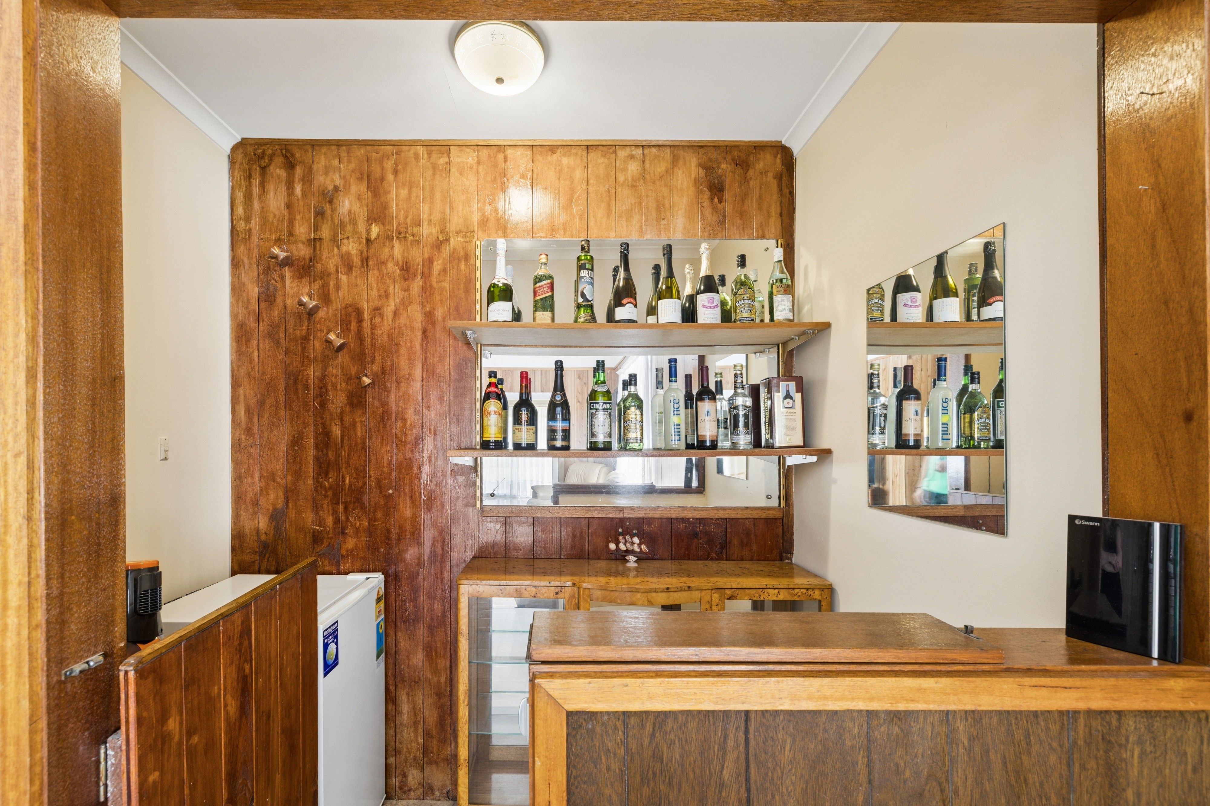37 Leicester Street — photo 9 of 14