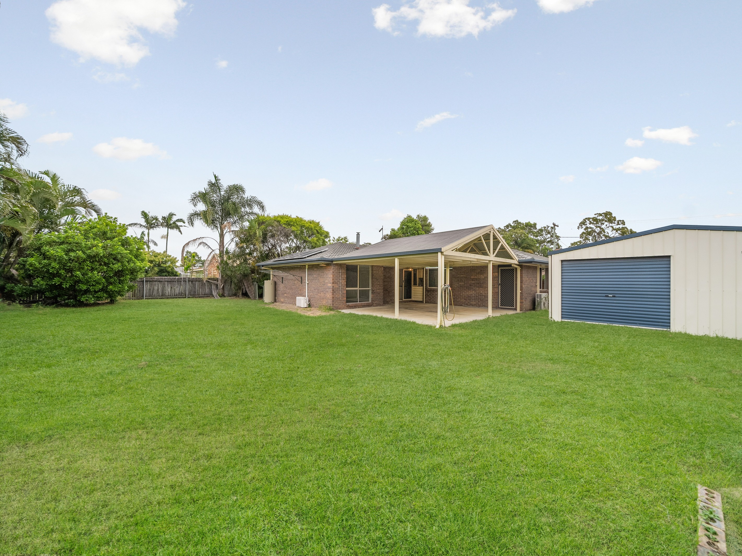 15 Farrer Court, Morayfield, QLD 4506