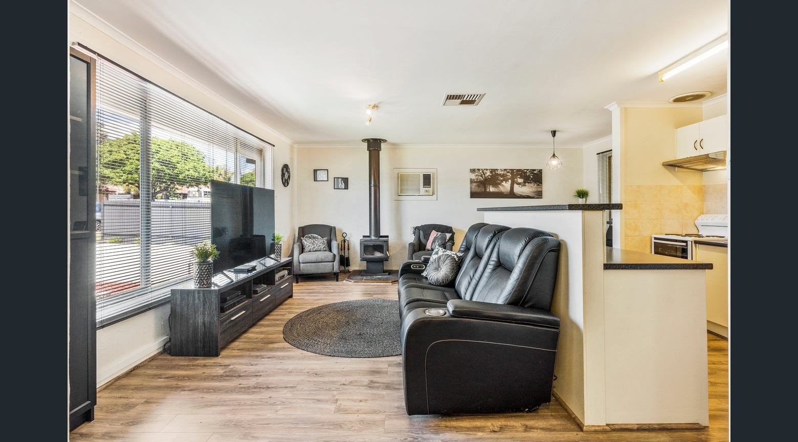 72 Campbell Road, Elizabeth Downs, SA 5113