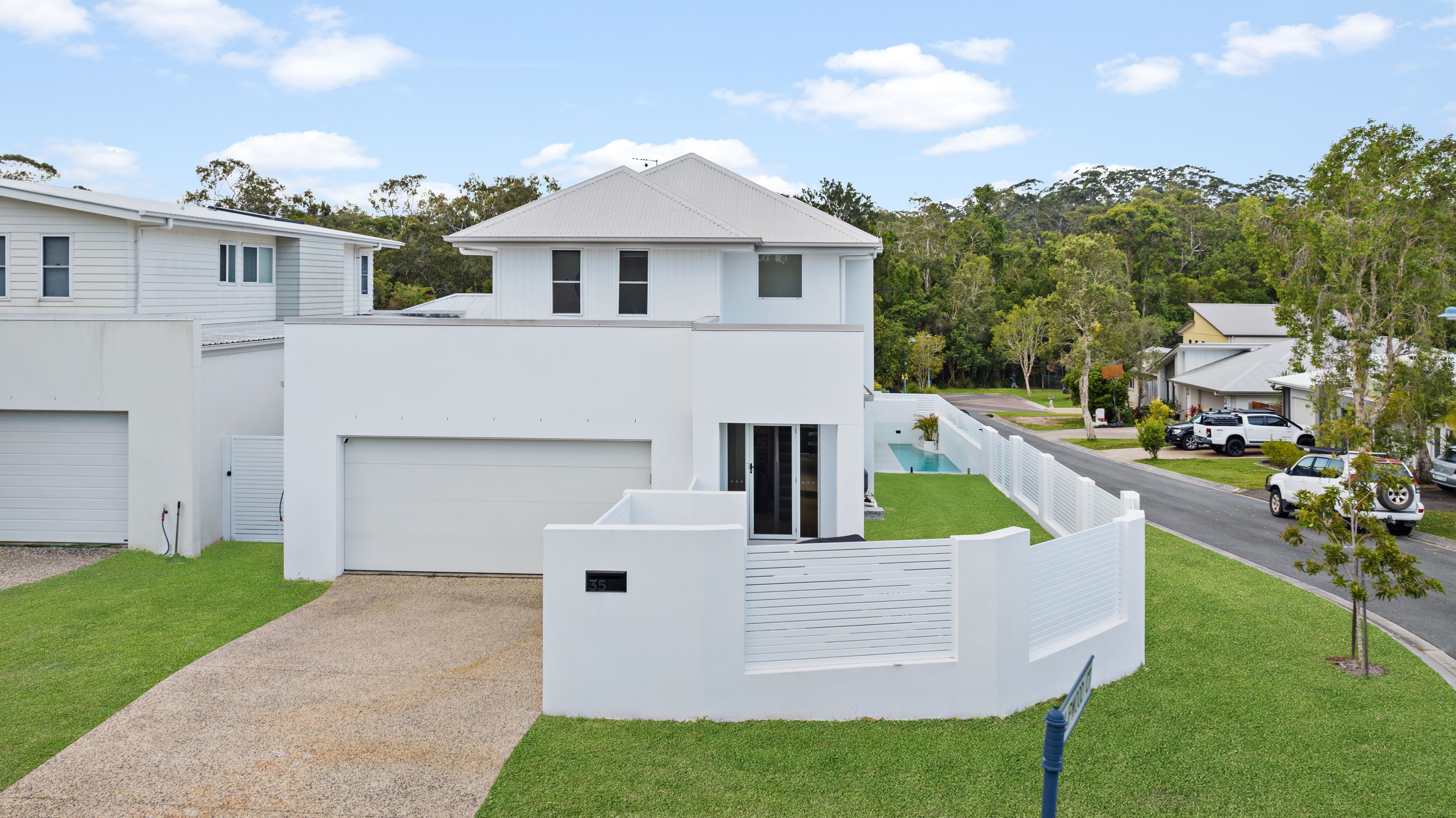 35 Kurrajong Crescent, Meridan Plains QLD 4551