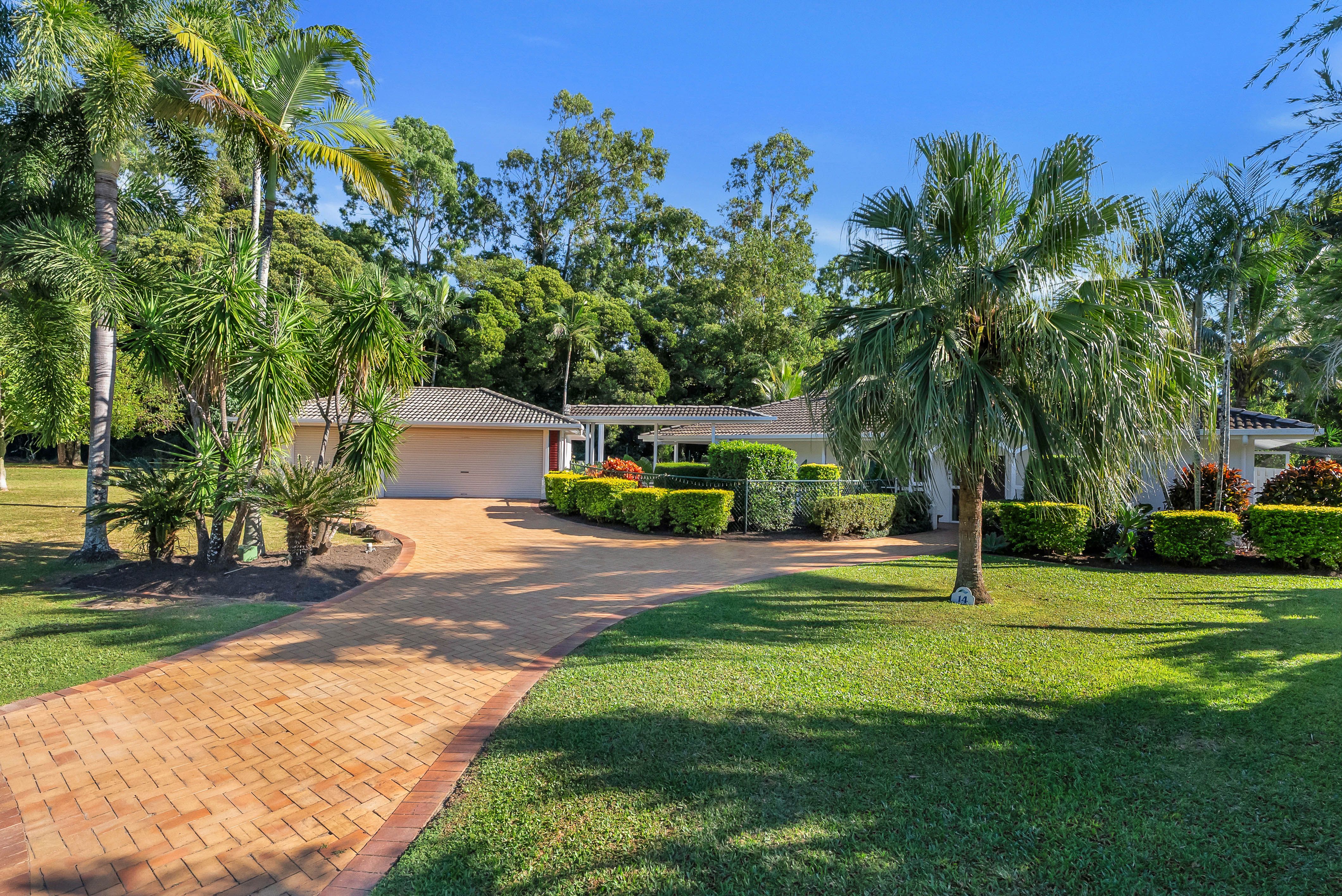 14-15 Green Avenue, Kewarra Beach, QLD 4879