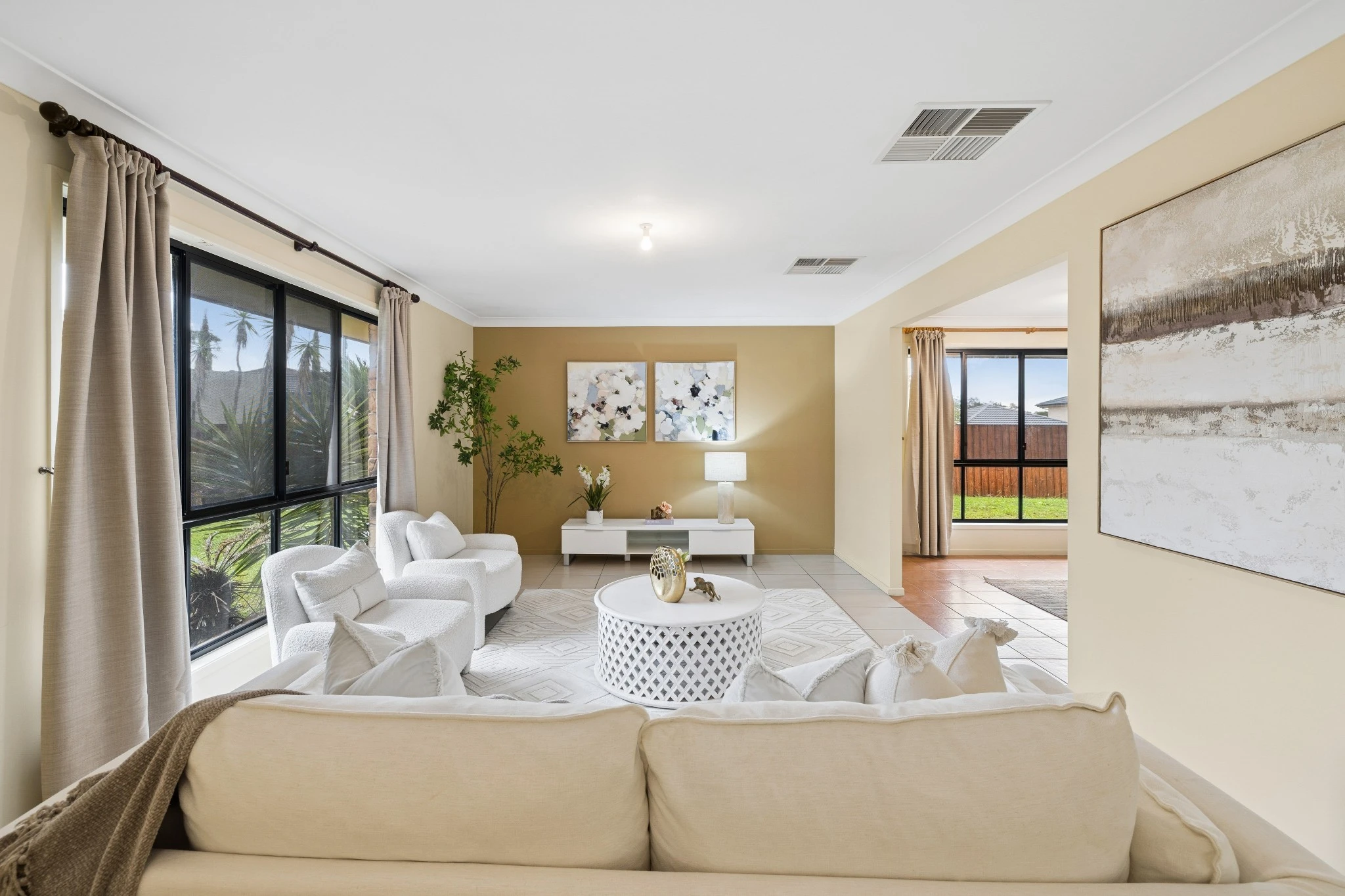 1 Glenlee Place, Parkinson, QLD 4115