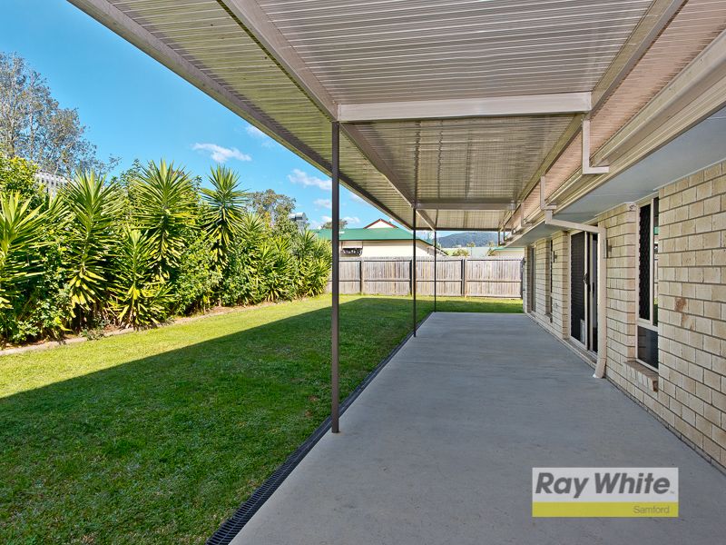" Street Appeal with 4 Generous Bedrooms " — photo 9 of 11