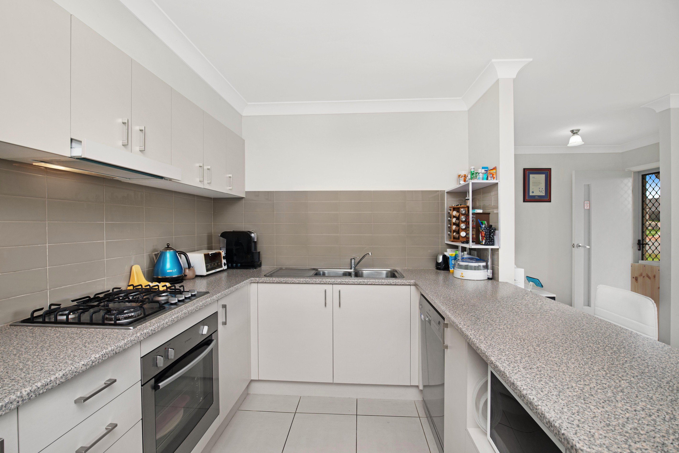 75 Redgum Circuit, Aberglasslyn, NSW 2320