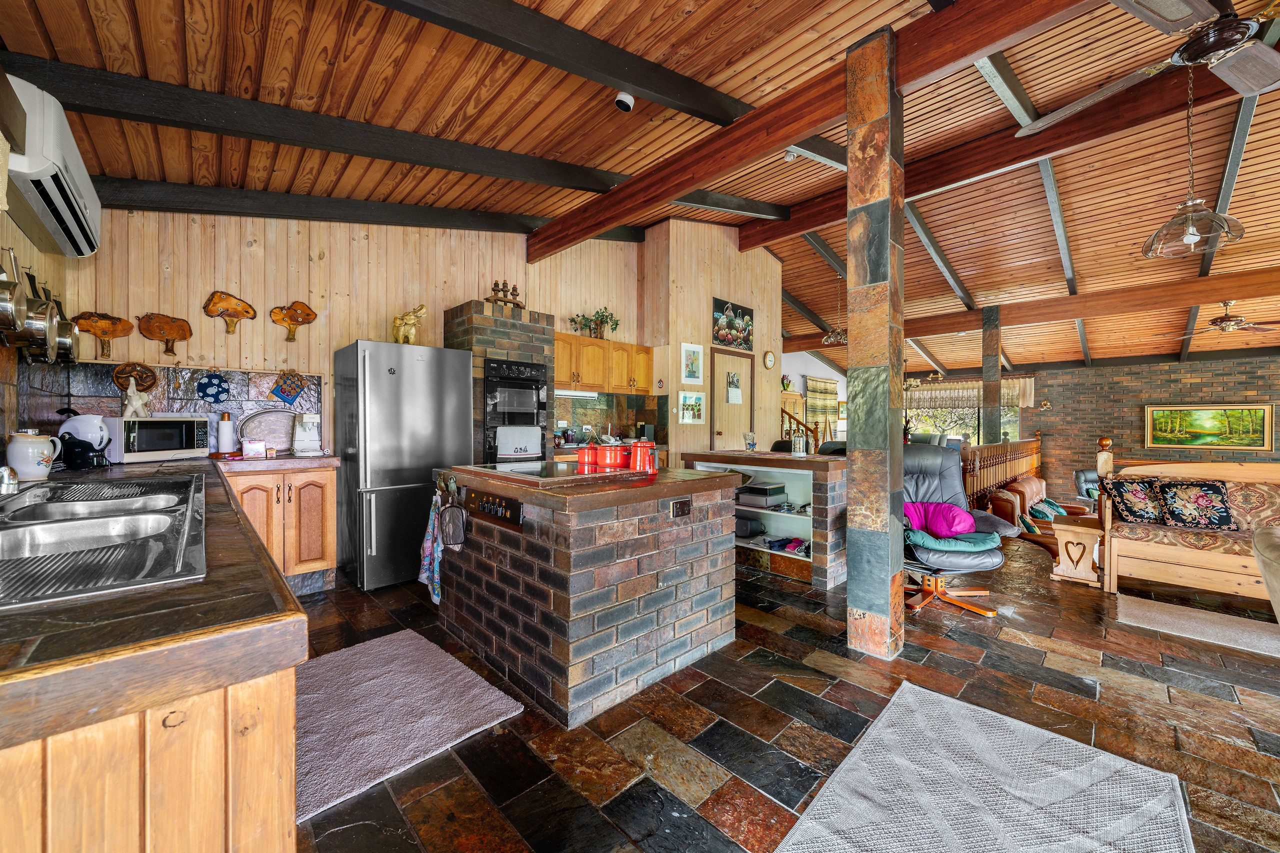 102 Thomsons Road, Kingsholme, QLD 4208