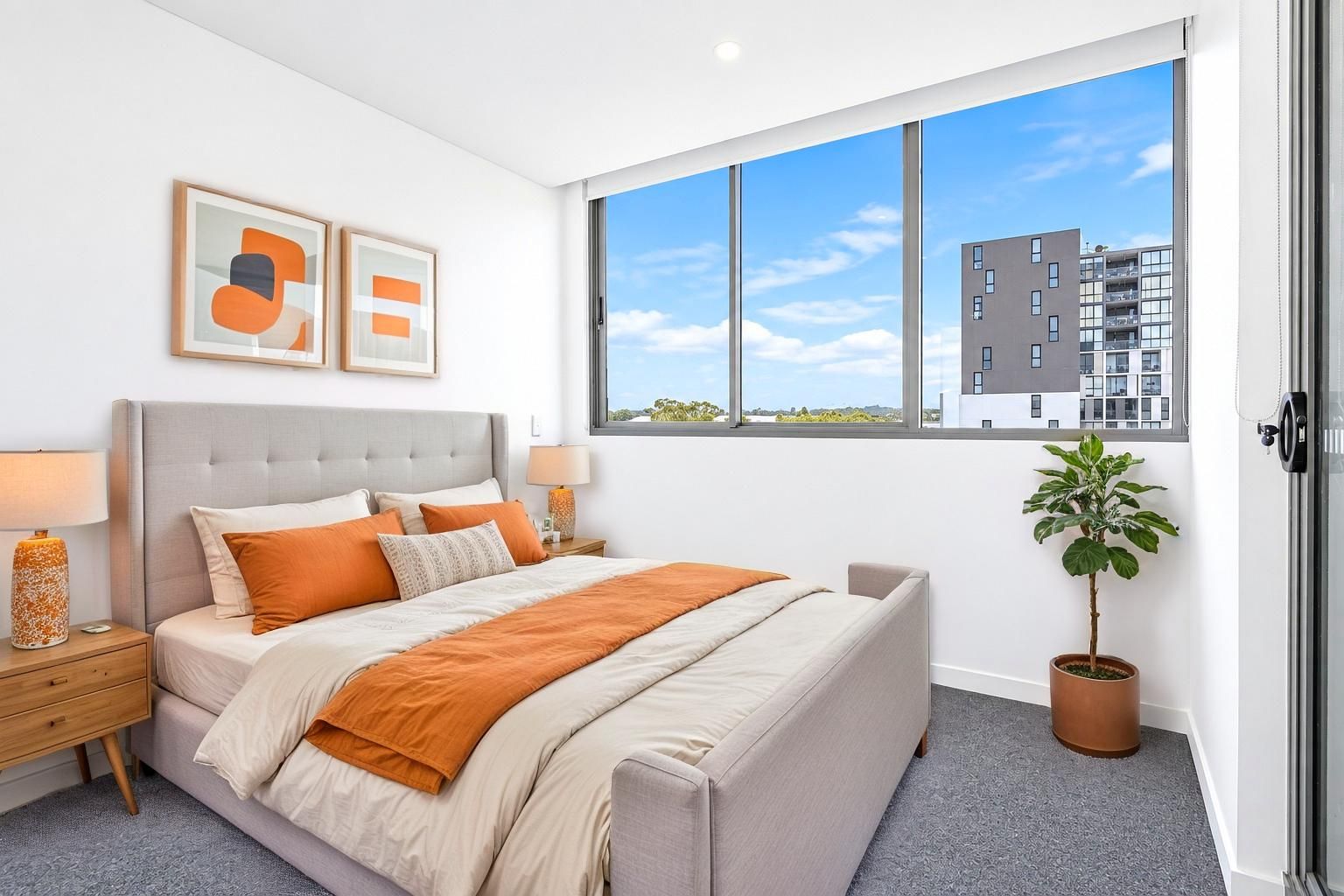301/10 Kamira Court — photo 4 of 7