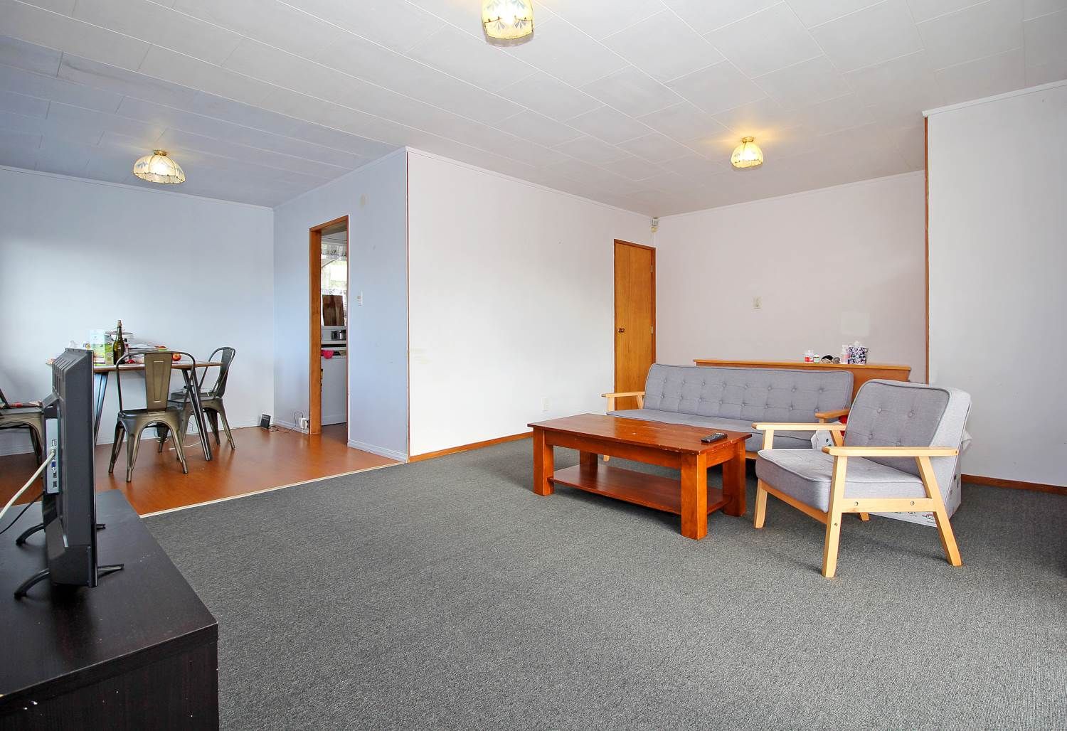 4 DIANNE LOUISE Drive, Half Moon Bay, Manukau City