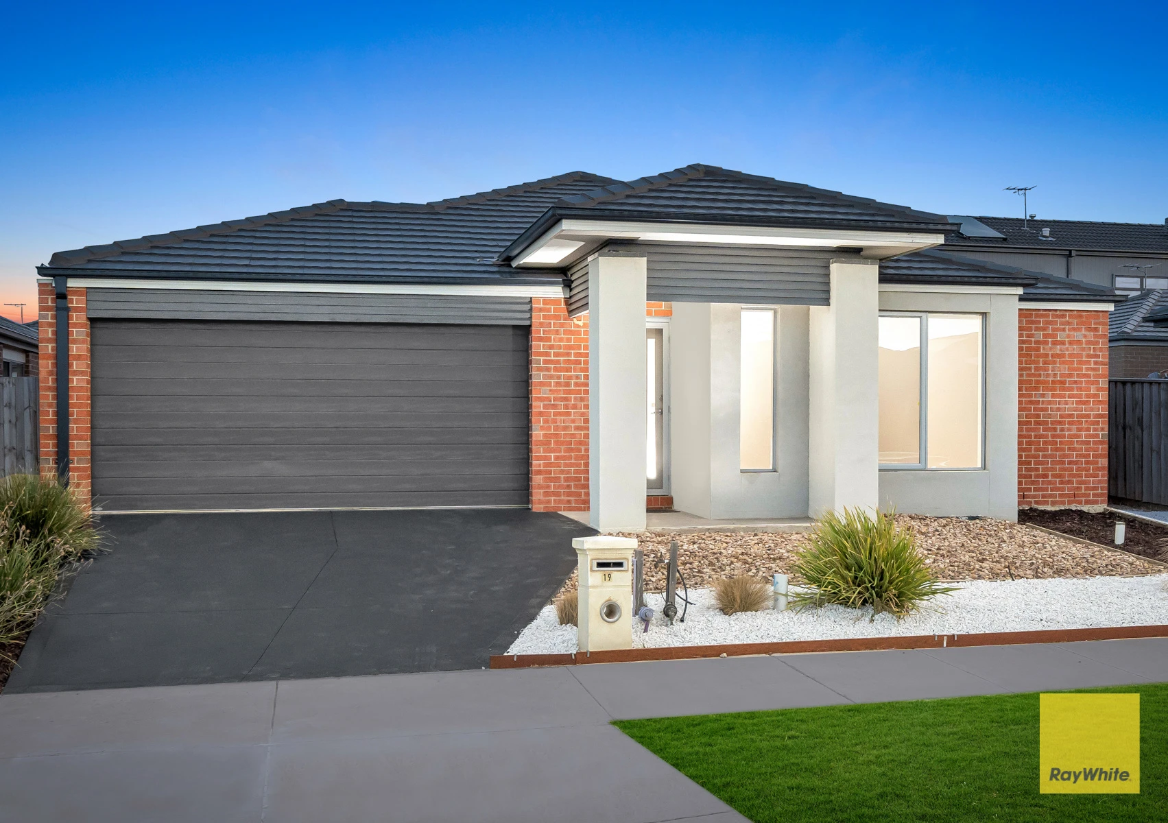 19 Crilly Street, Tarneit, VIC 3029