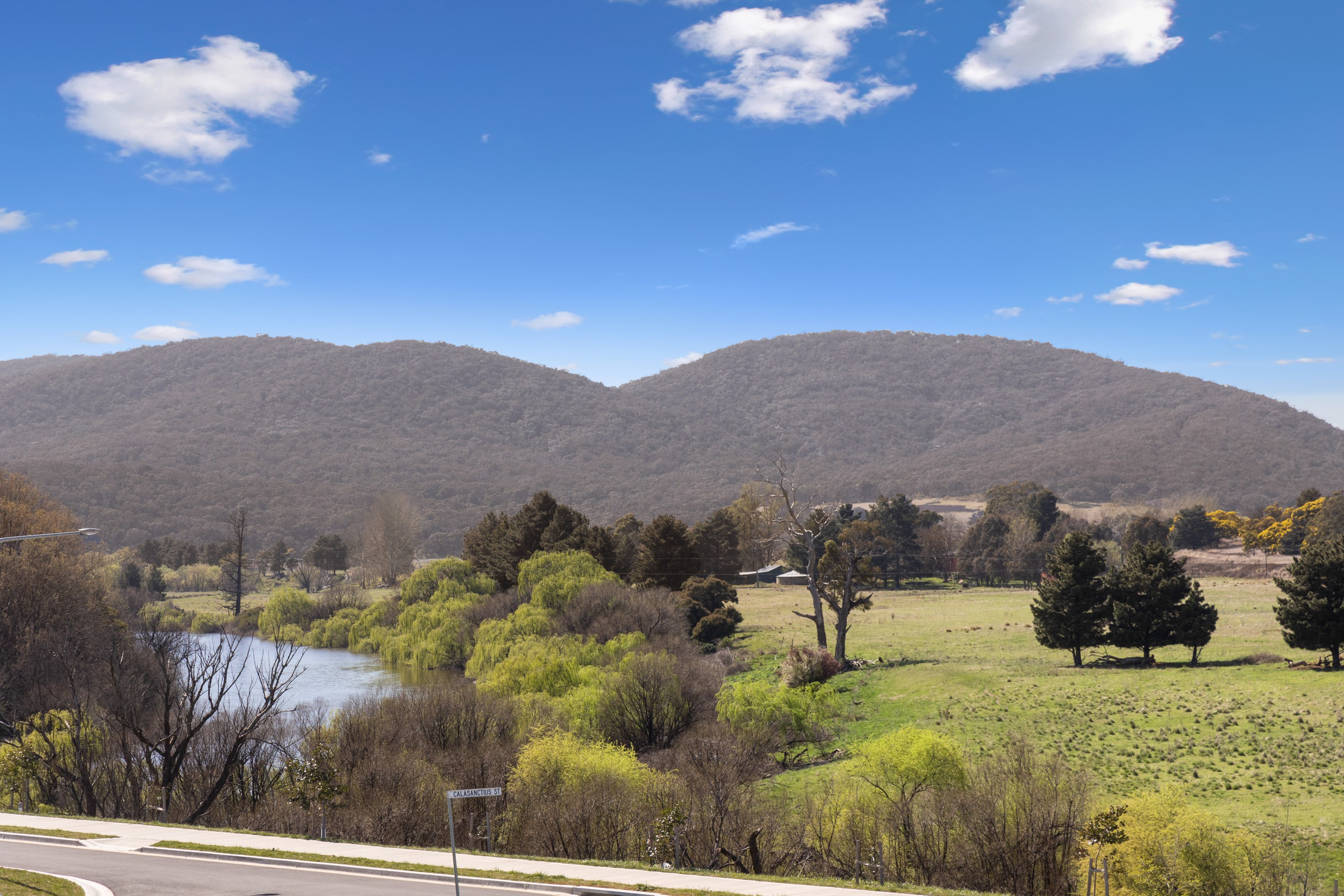 20 Carmella Drive, Goulburn, NSW 2580