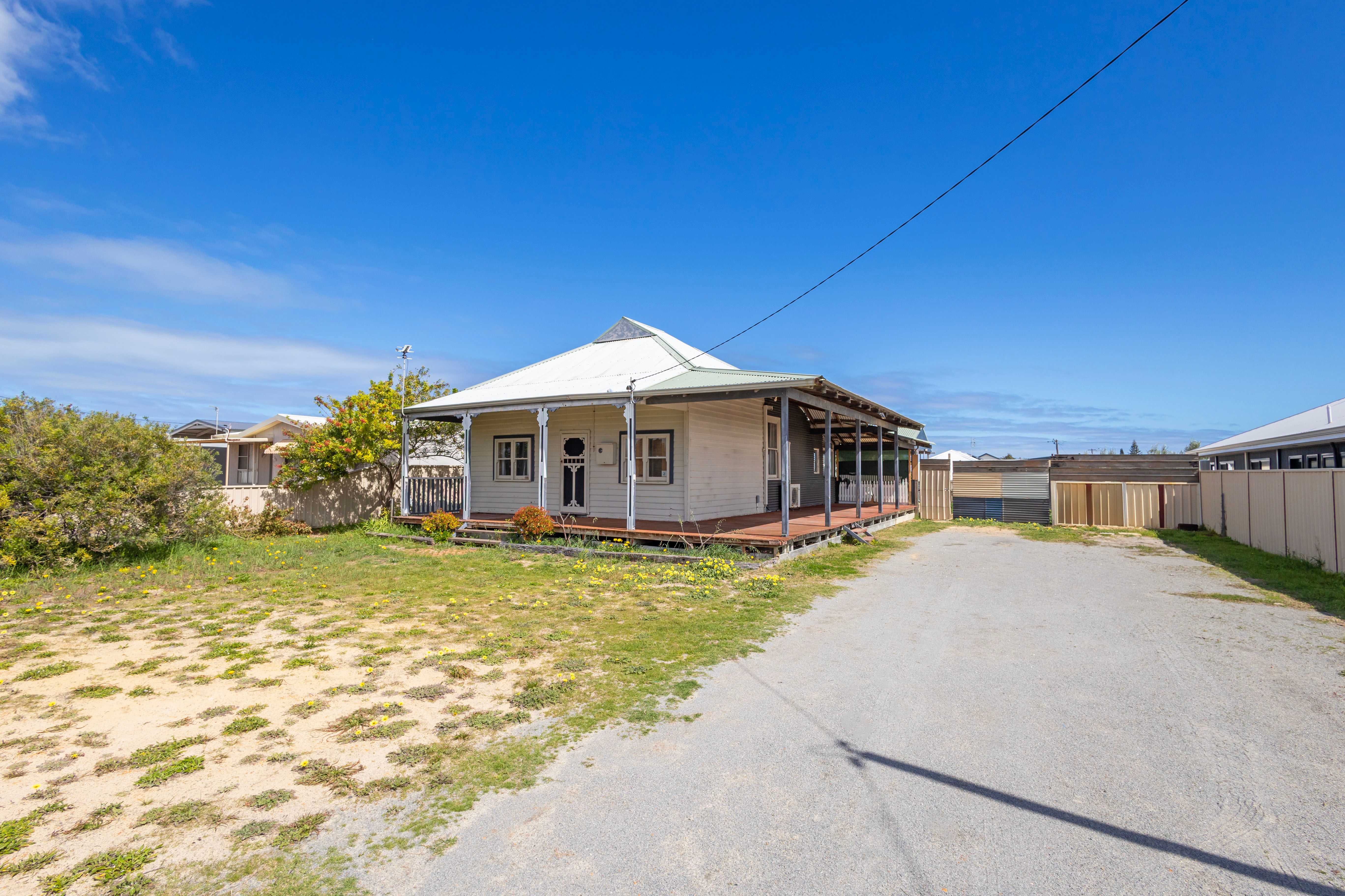 20 Elizabeth Way, Jurien Bay, WA 6516