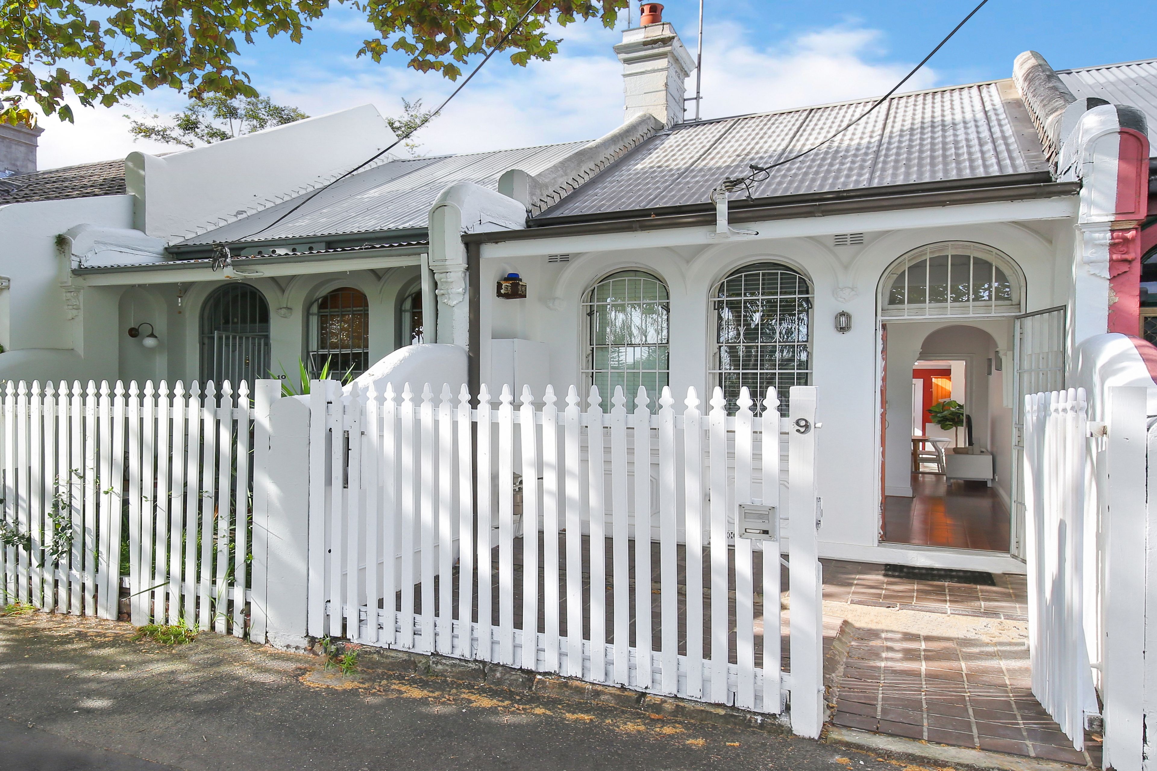 9 Copeland Street