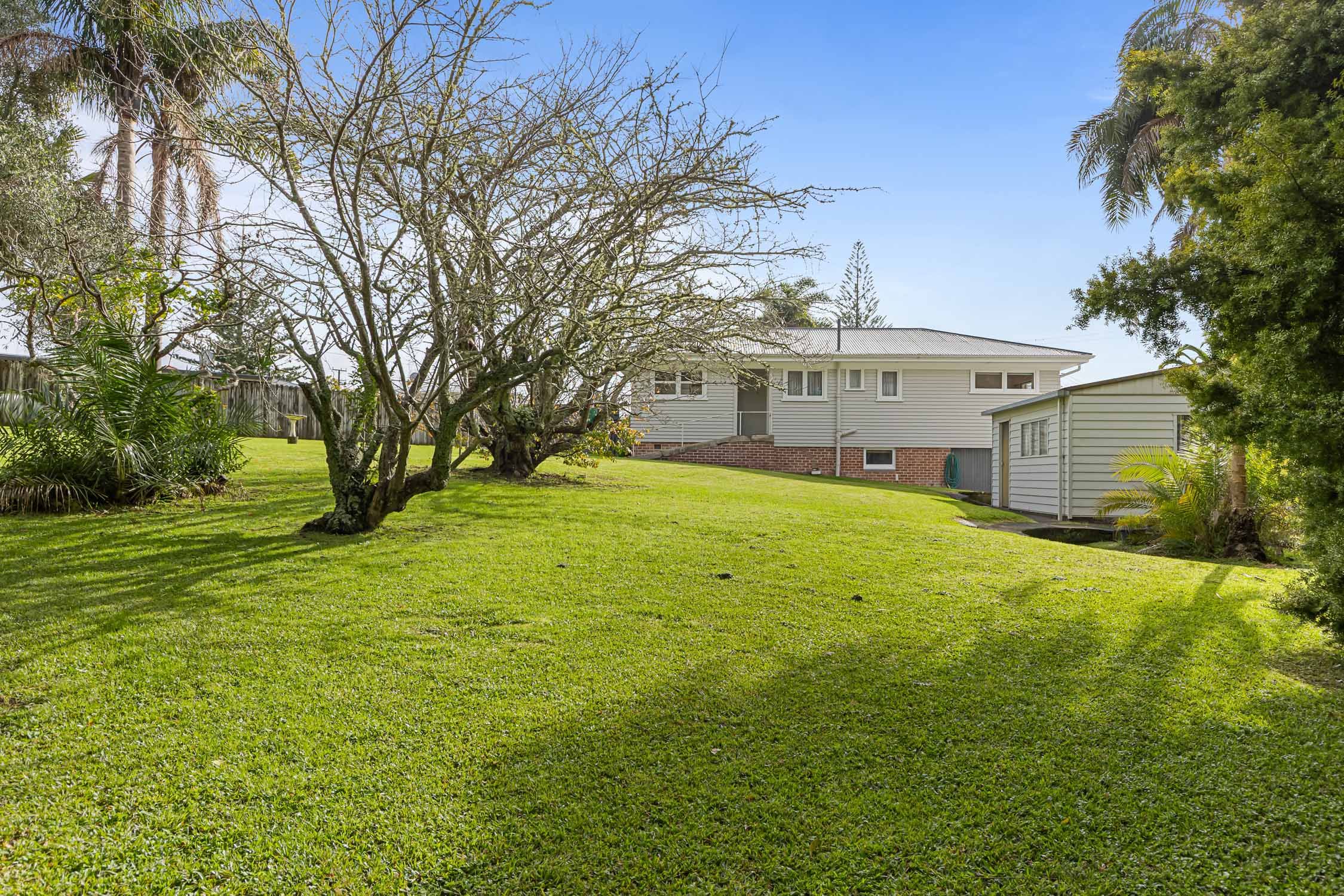 25 Beaubank Road, Kelston, Waitakere City