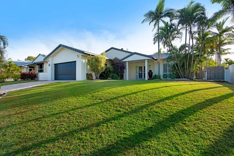 26 Pearson Close, Arundel QLD 4214