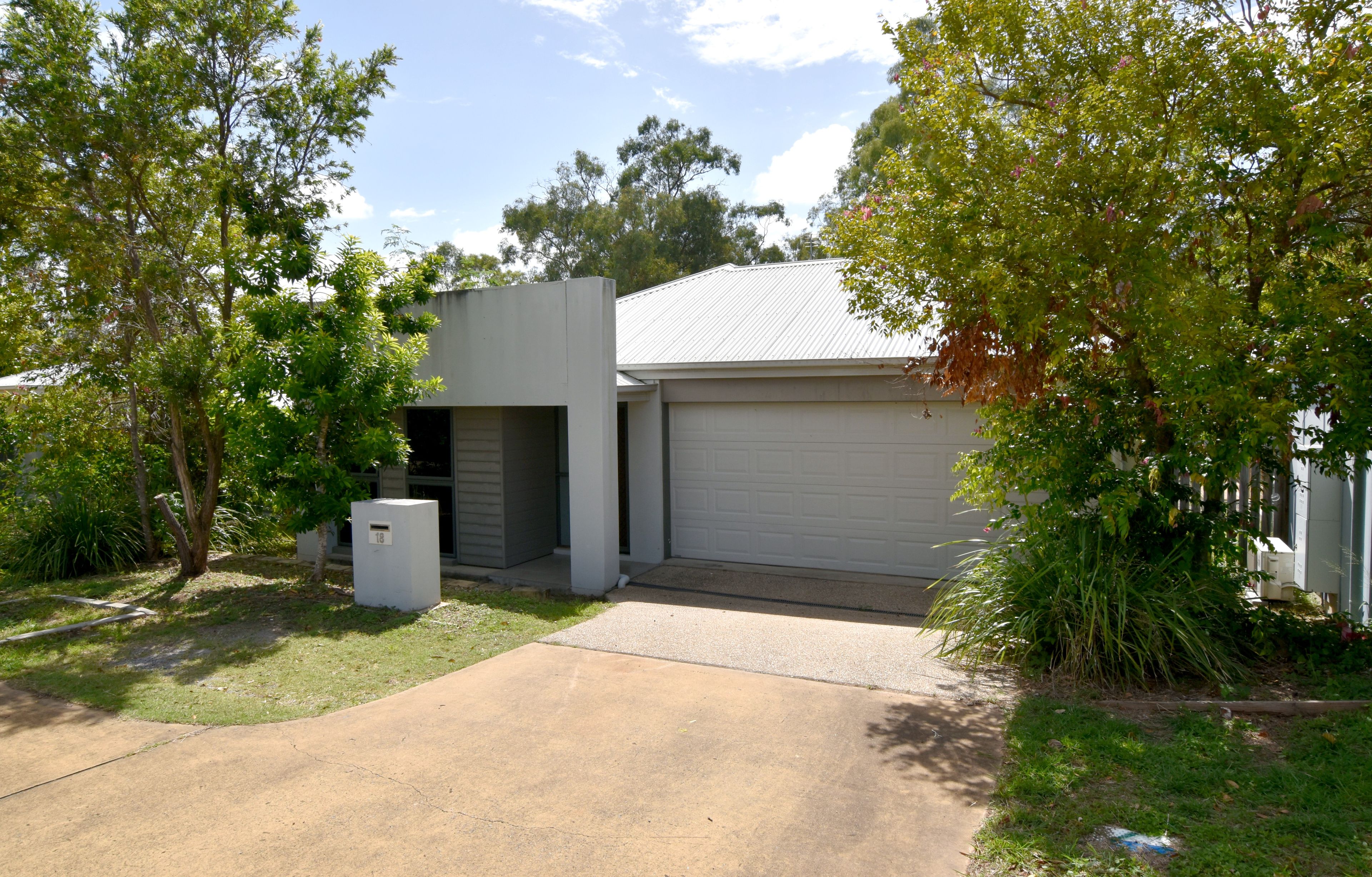 18 Christina Road, Clinton, QLD 4680