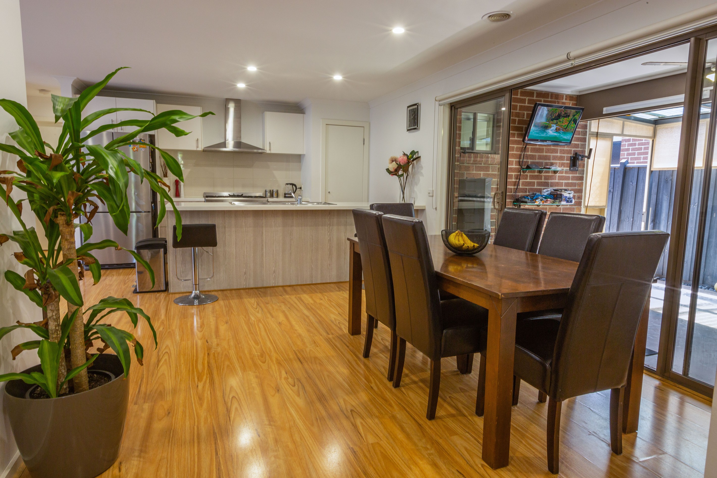102 Glenelg Street, Clyde North, VIC 3978