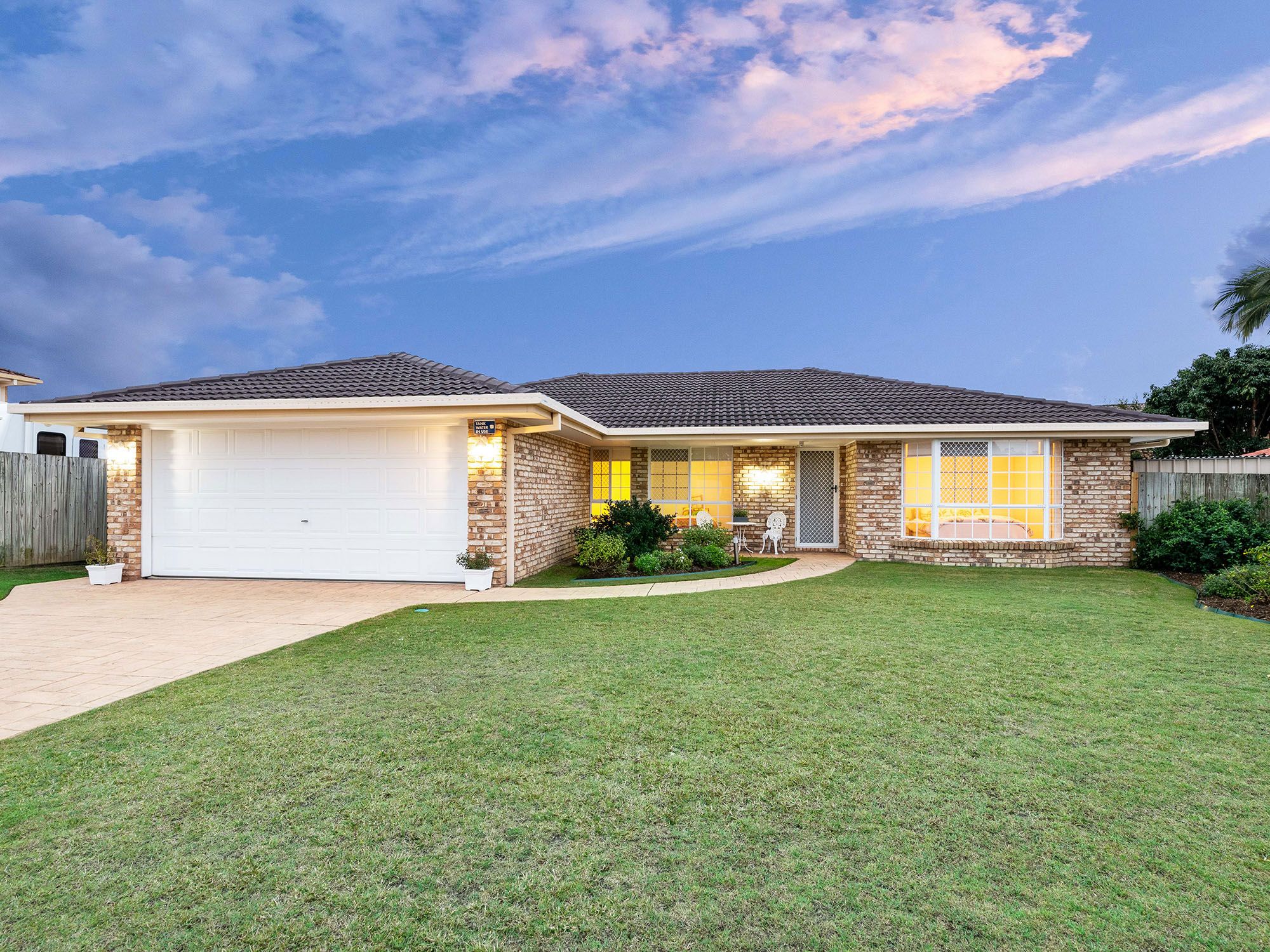 14 Lindeman Place, Eight Mile Plains, QLD 4113