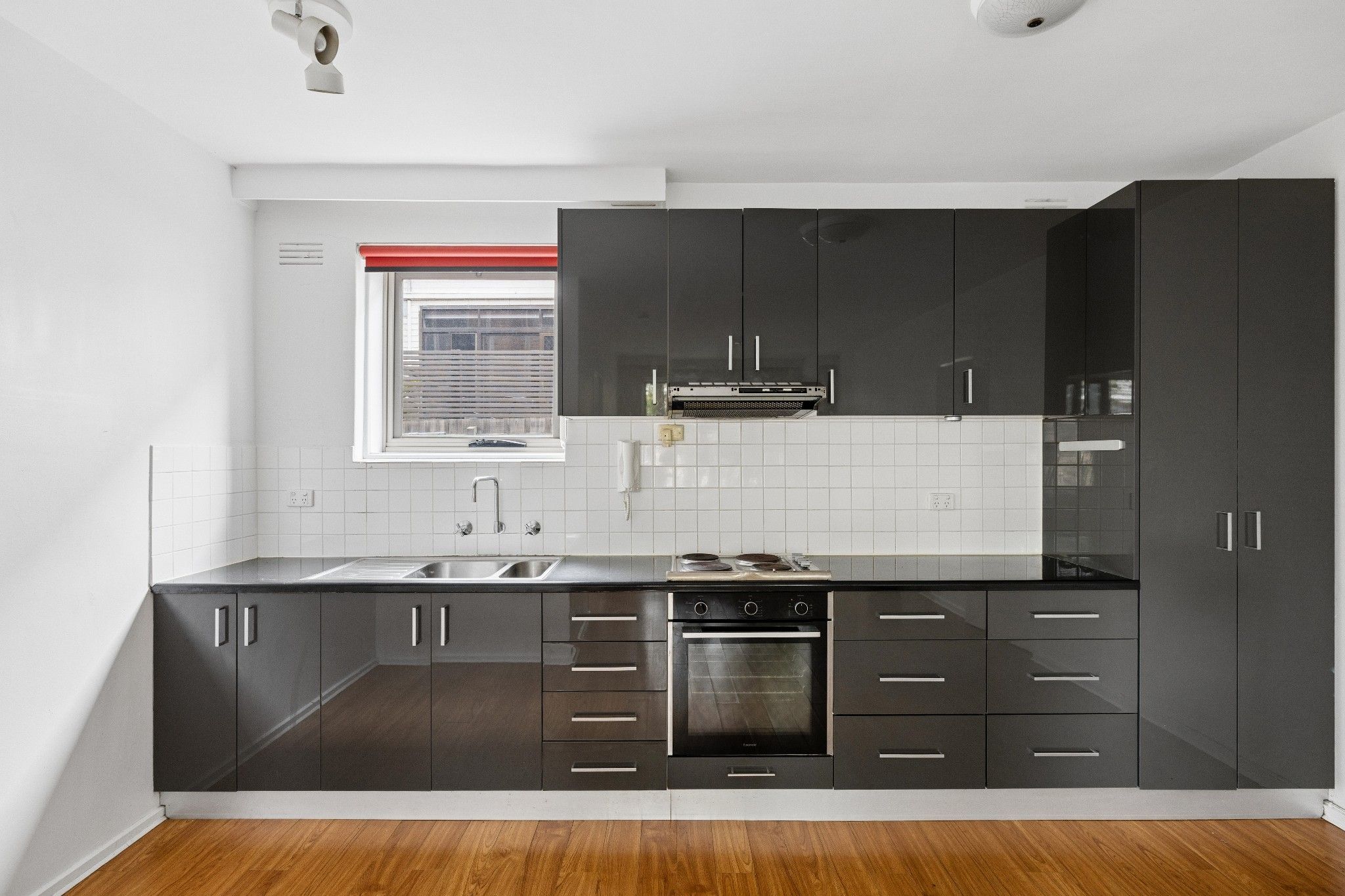 4/446 Albion Street — photo 4 of 11