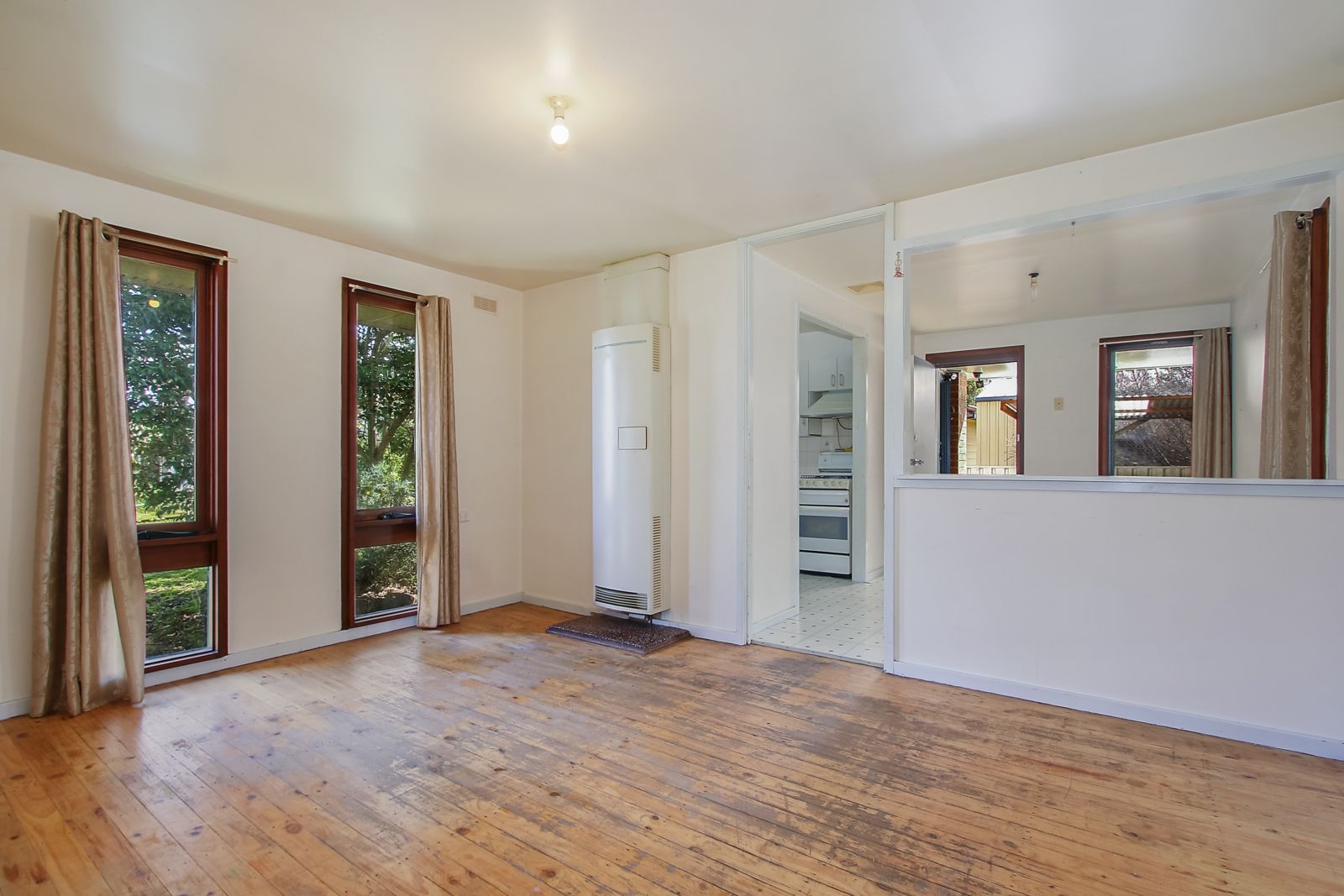 1 Garnet Place, Springdale Heights NSW 2641