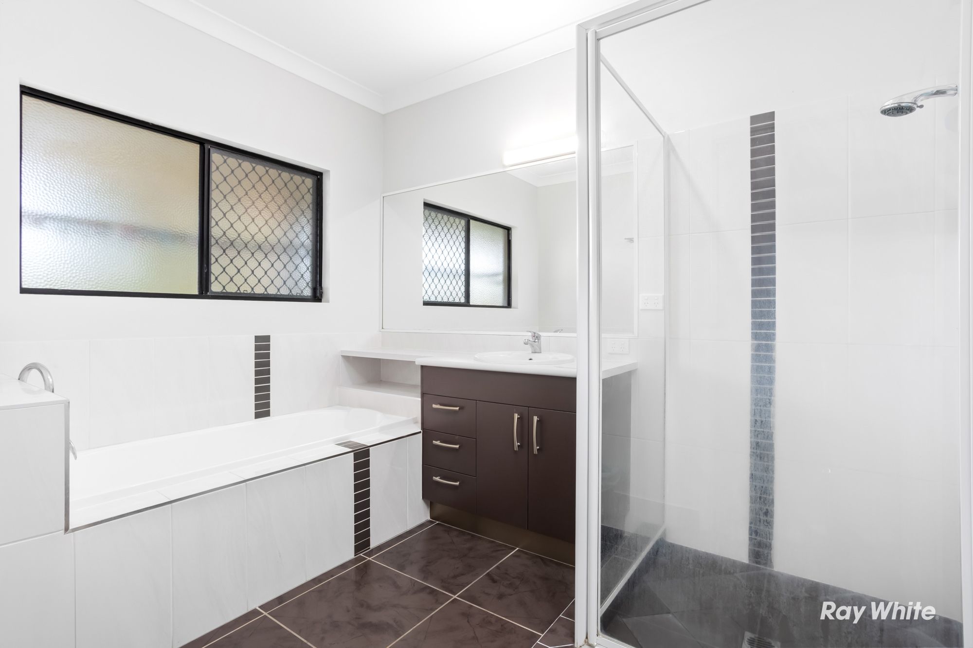 26 Kevin Drive — photo 11 of 22