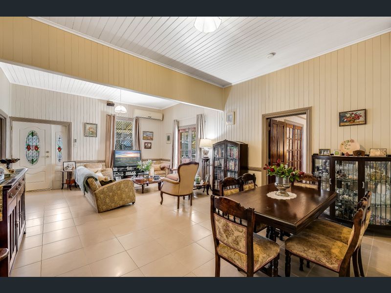 306 Alderley Street, Centenary Heights, QLD 4350