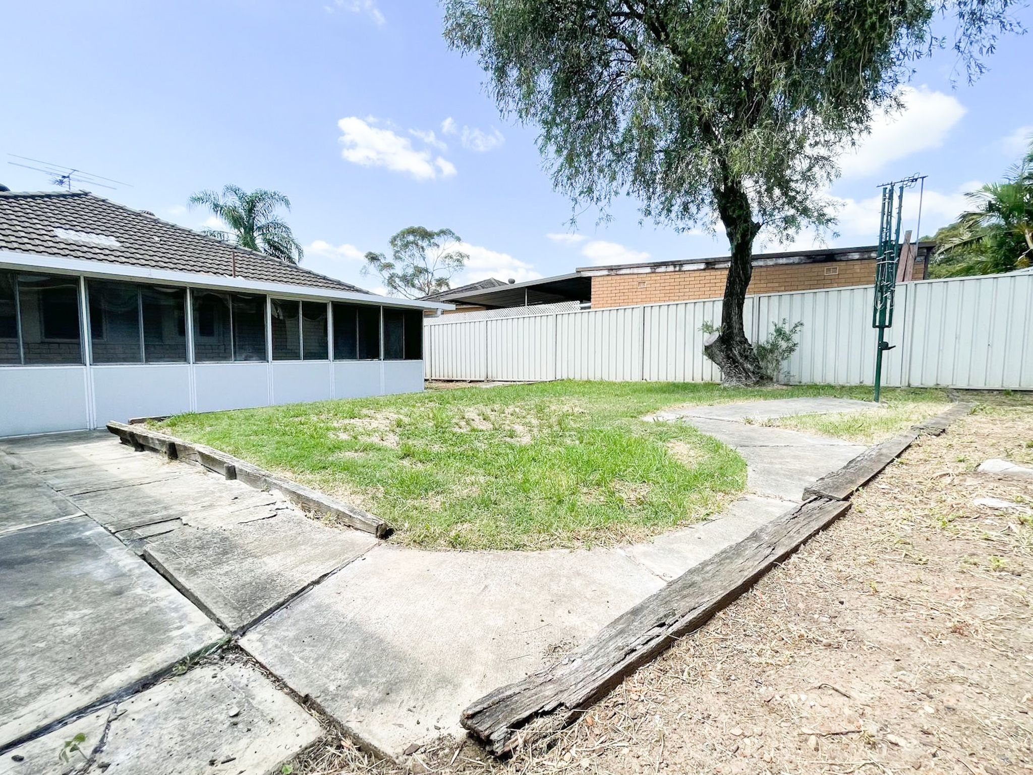 72 Trinity Drive, Cambridge Gardens, NSW