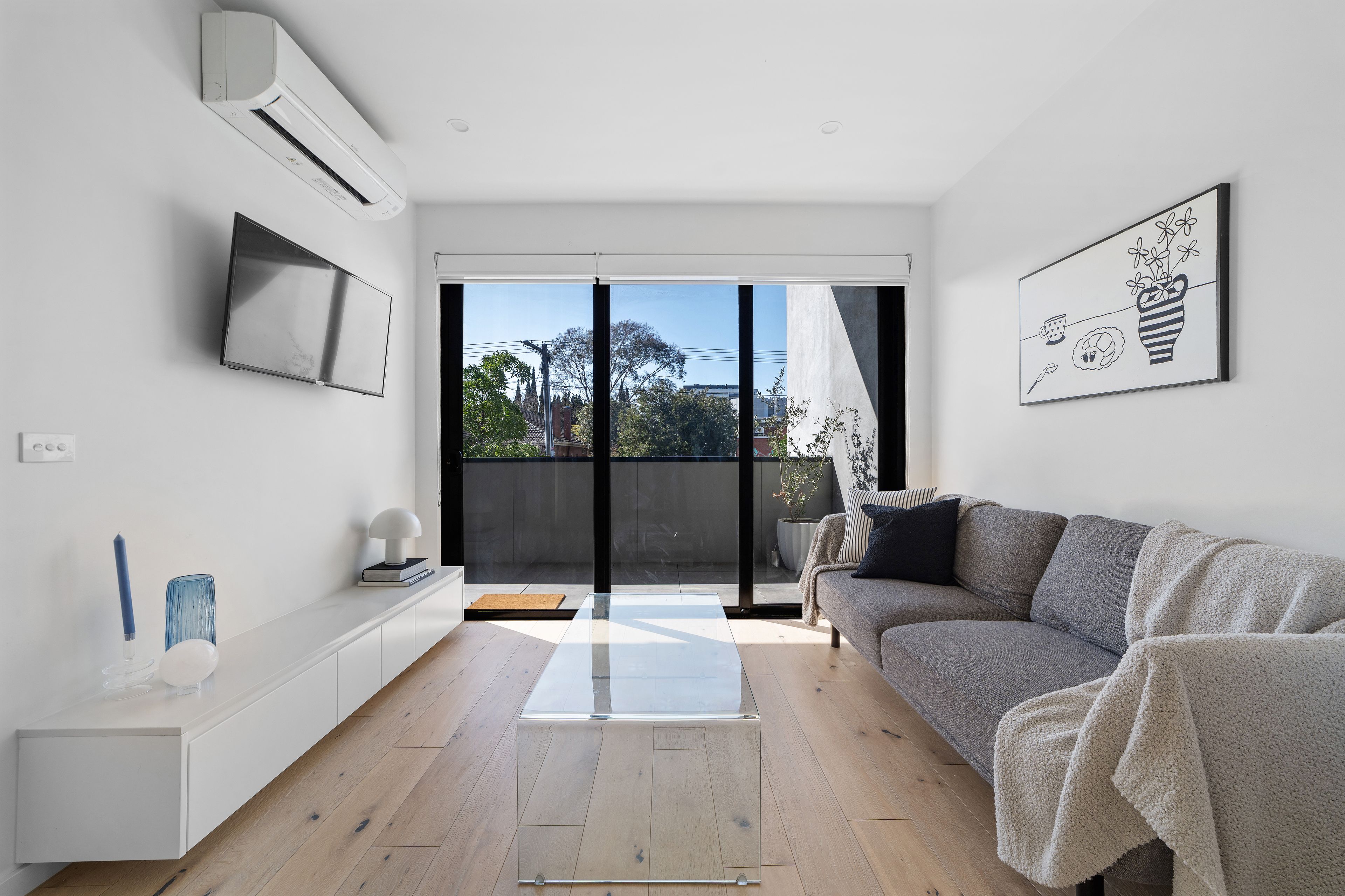 107/15 Maude Street — photo from Ray White The Bayside Group