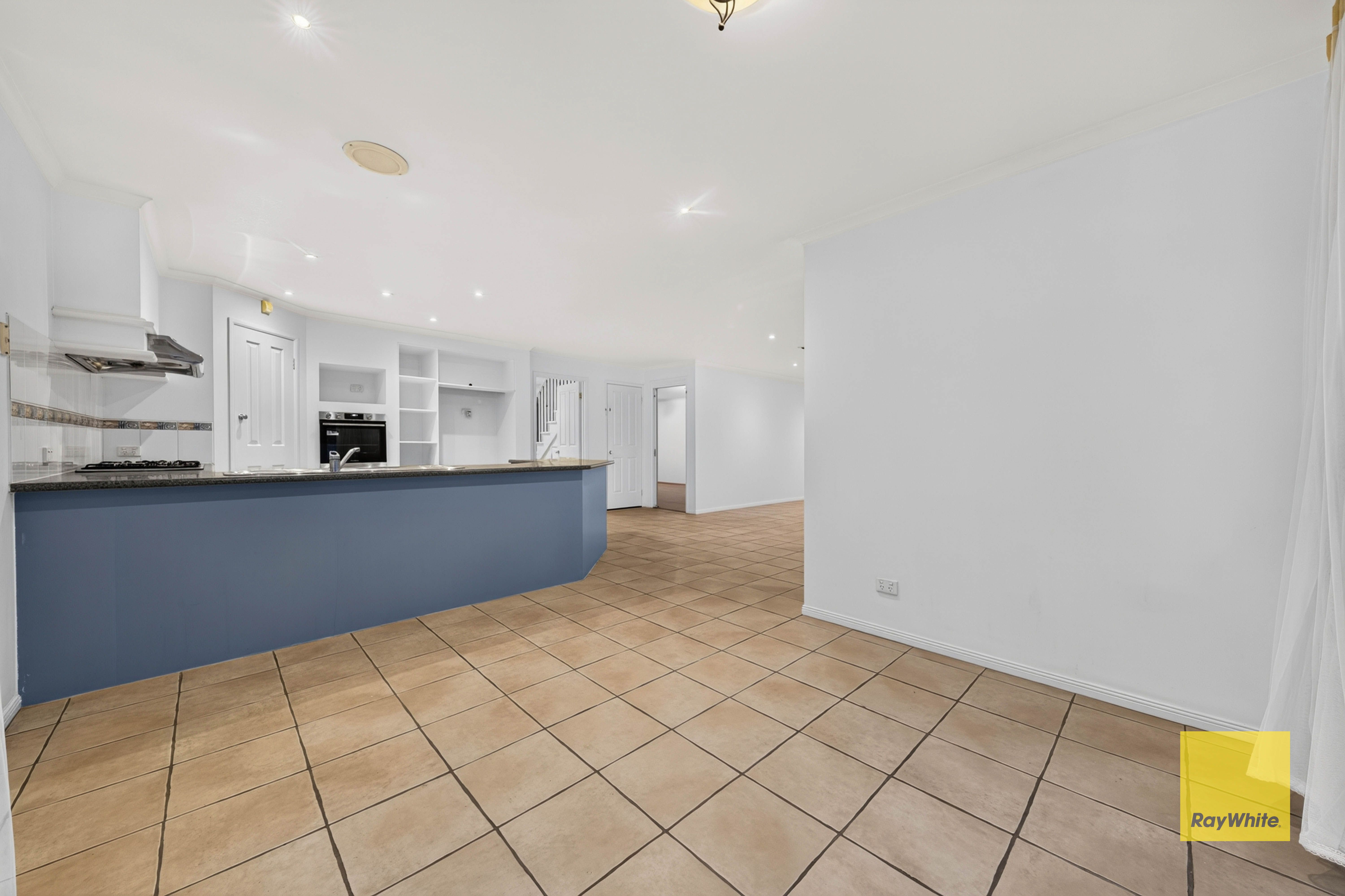 17 St Nicholas Court — photo 11 of 30