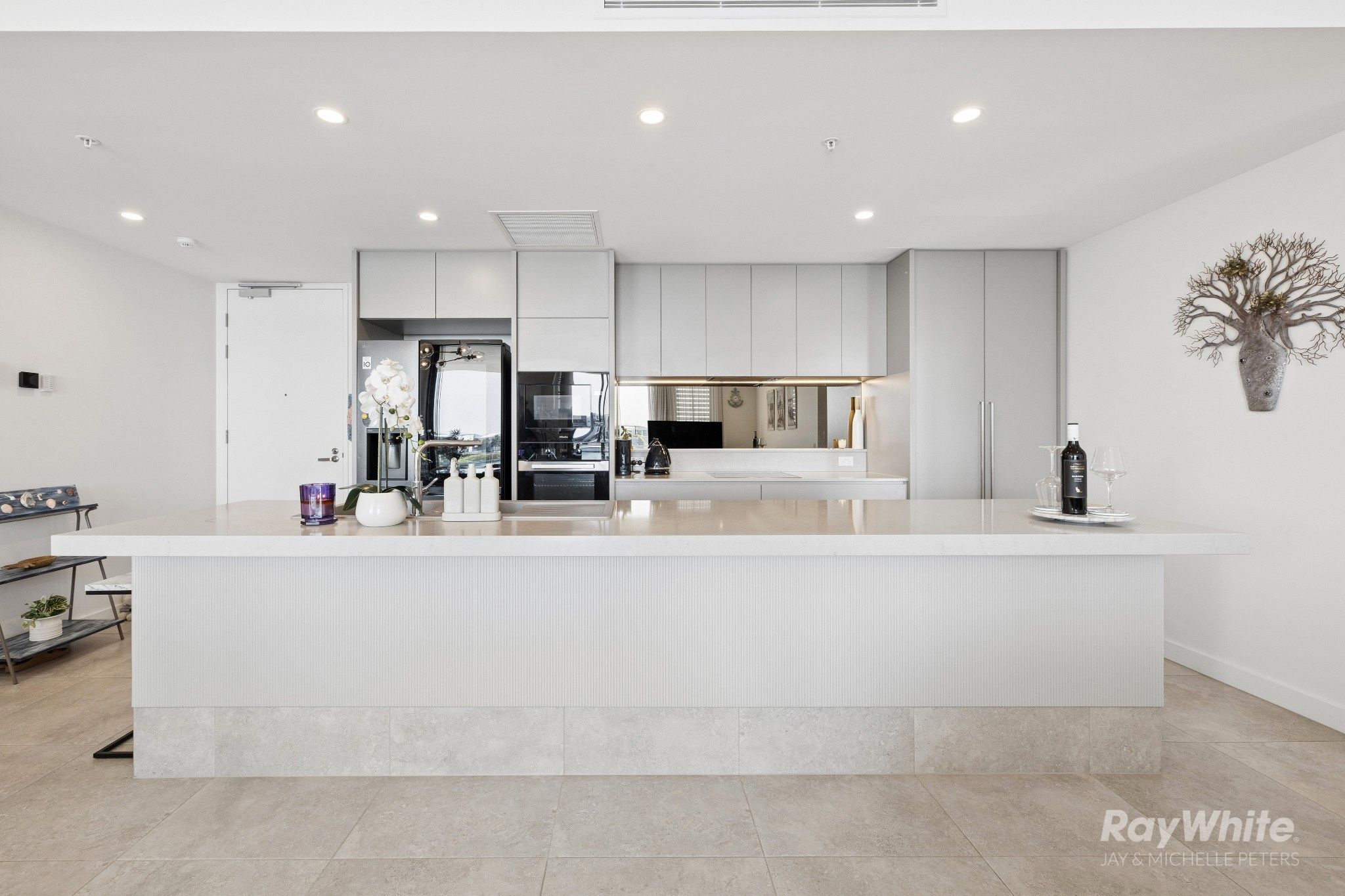 203/15 Aqua Street — photo 9 of 24