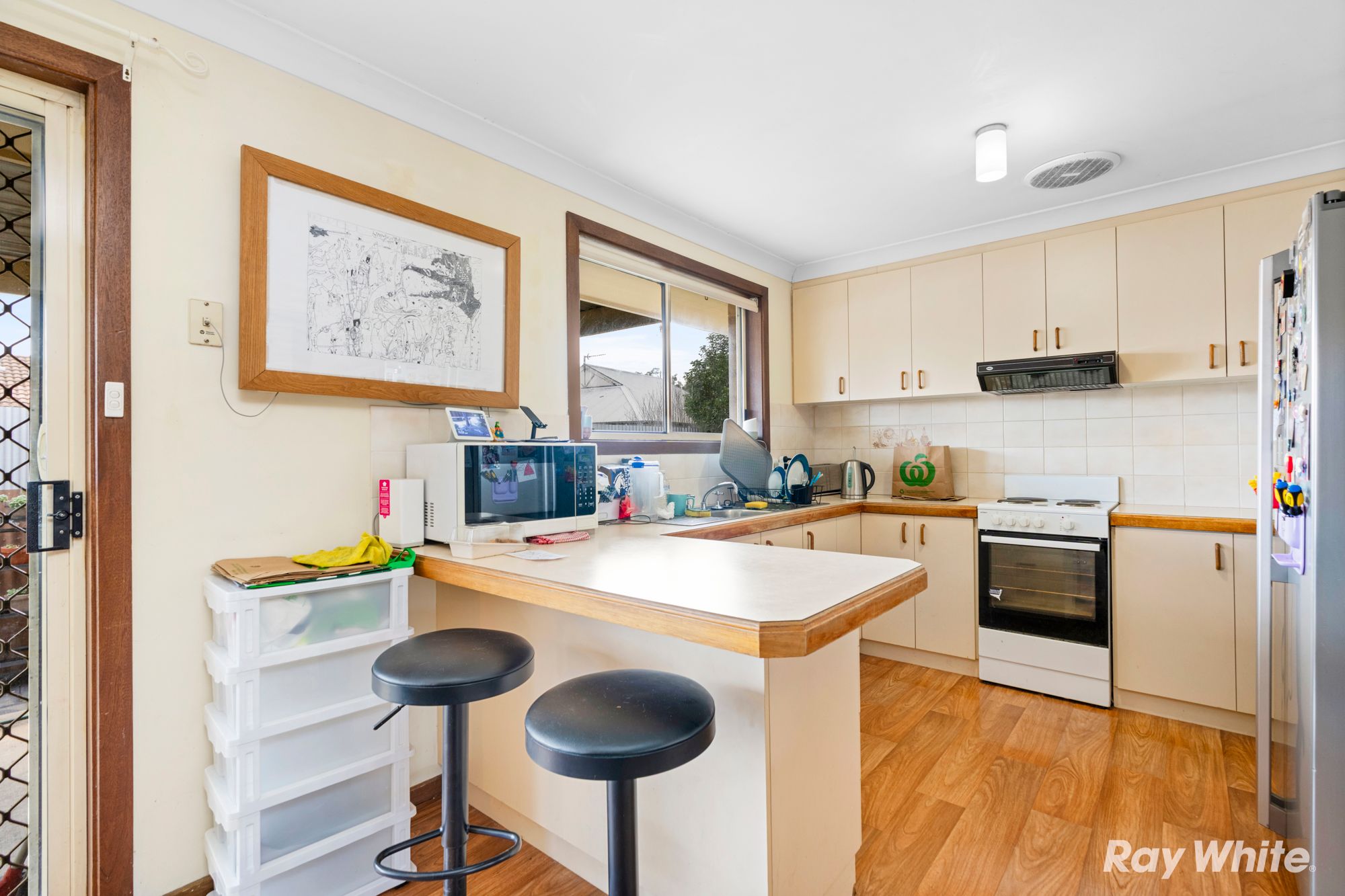 4/5 Travers Street — photo 4 of 9
