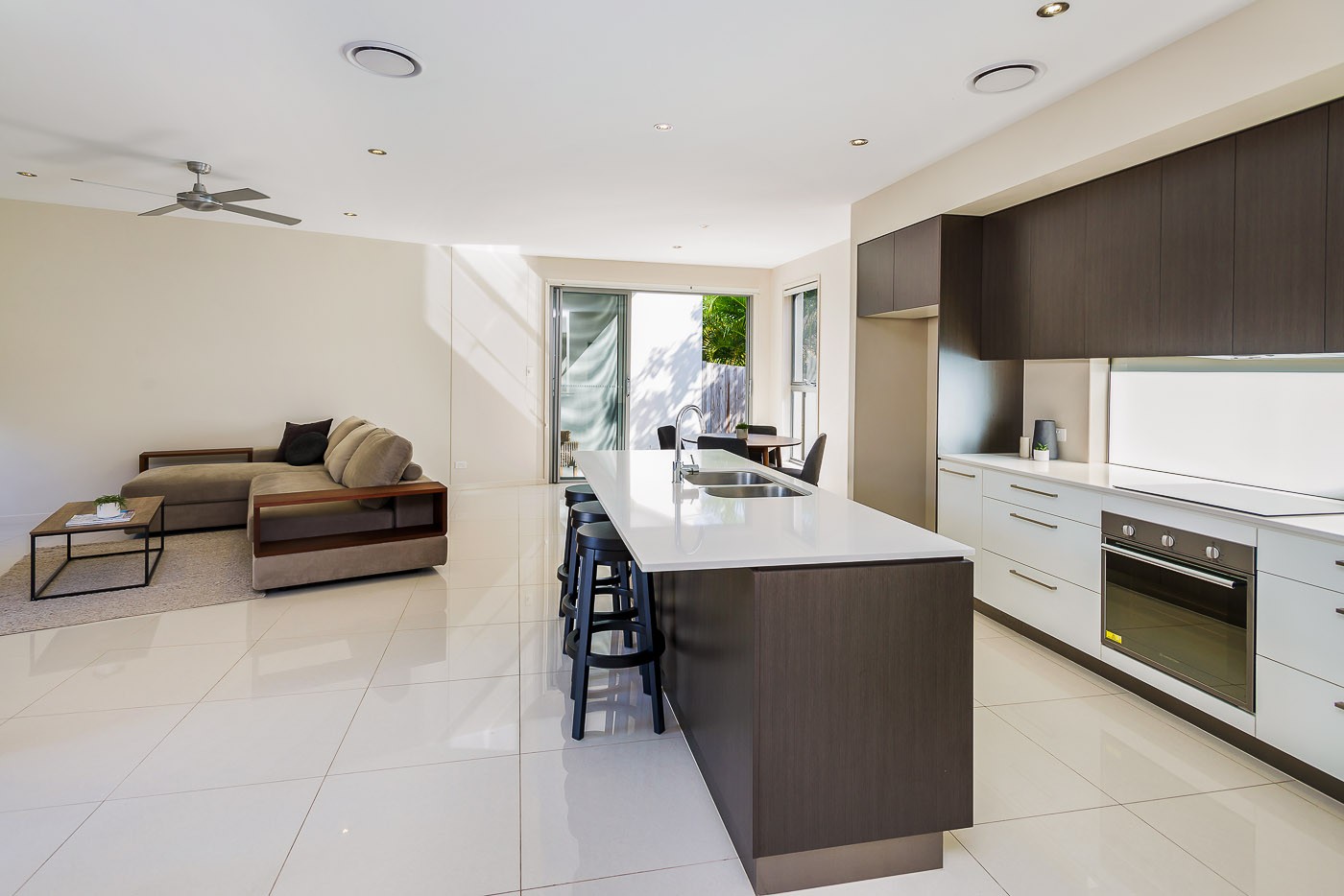 2/12 Topaz Court, Hollywell, QLD 4216