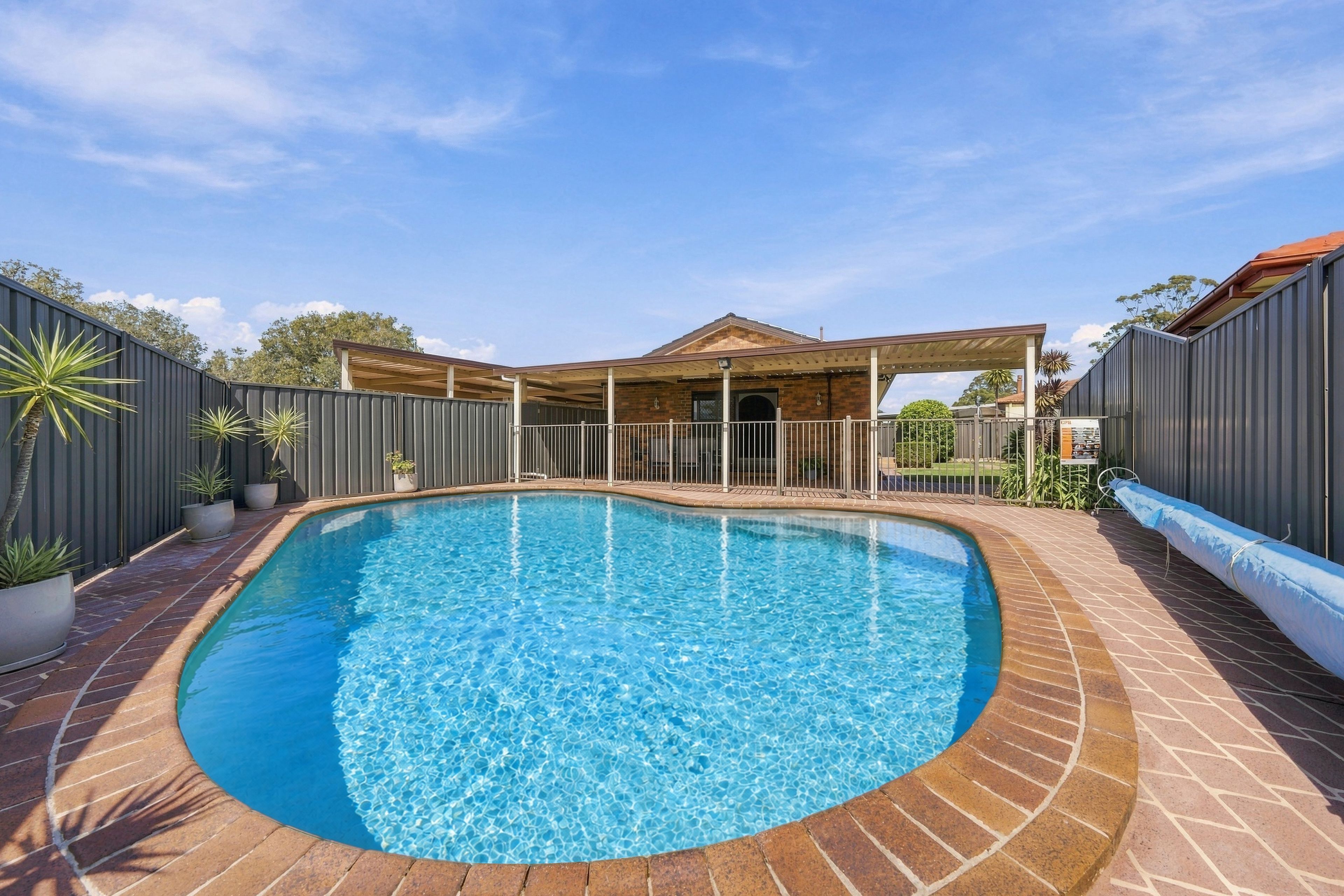 9 Frost Court — photo 13 of 16